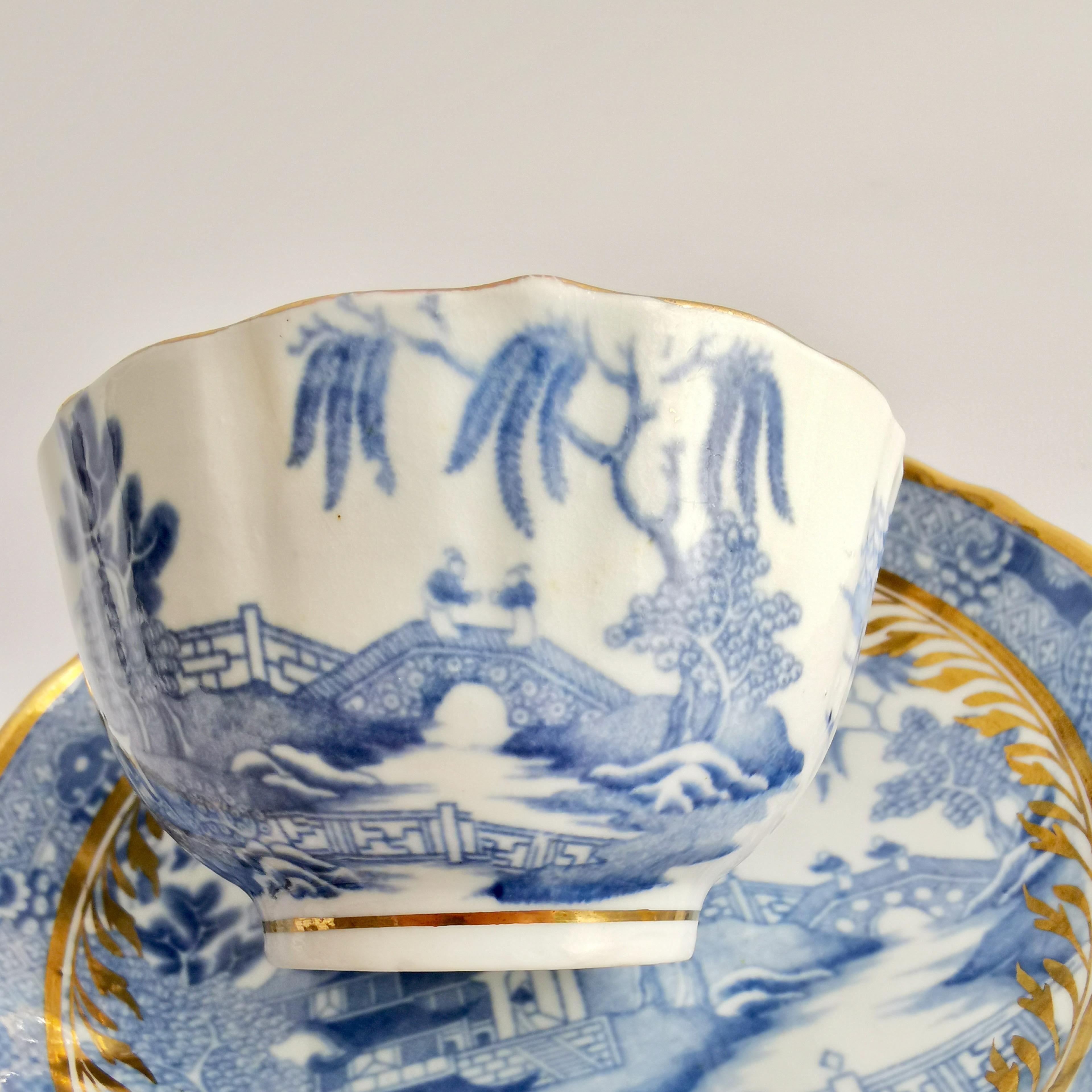 Miles Mason Porcelain Teacup Trio, Pagoda Pattern Blue White Transfer, ca 1810 4