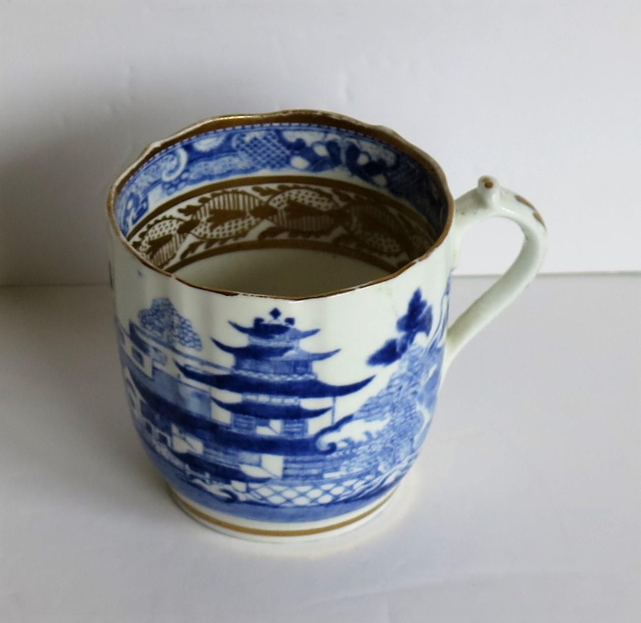 Miles Mason Porcelain Trio Blue and White Broseley Gilded Willow Ptn 50, Ca 1808 8