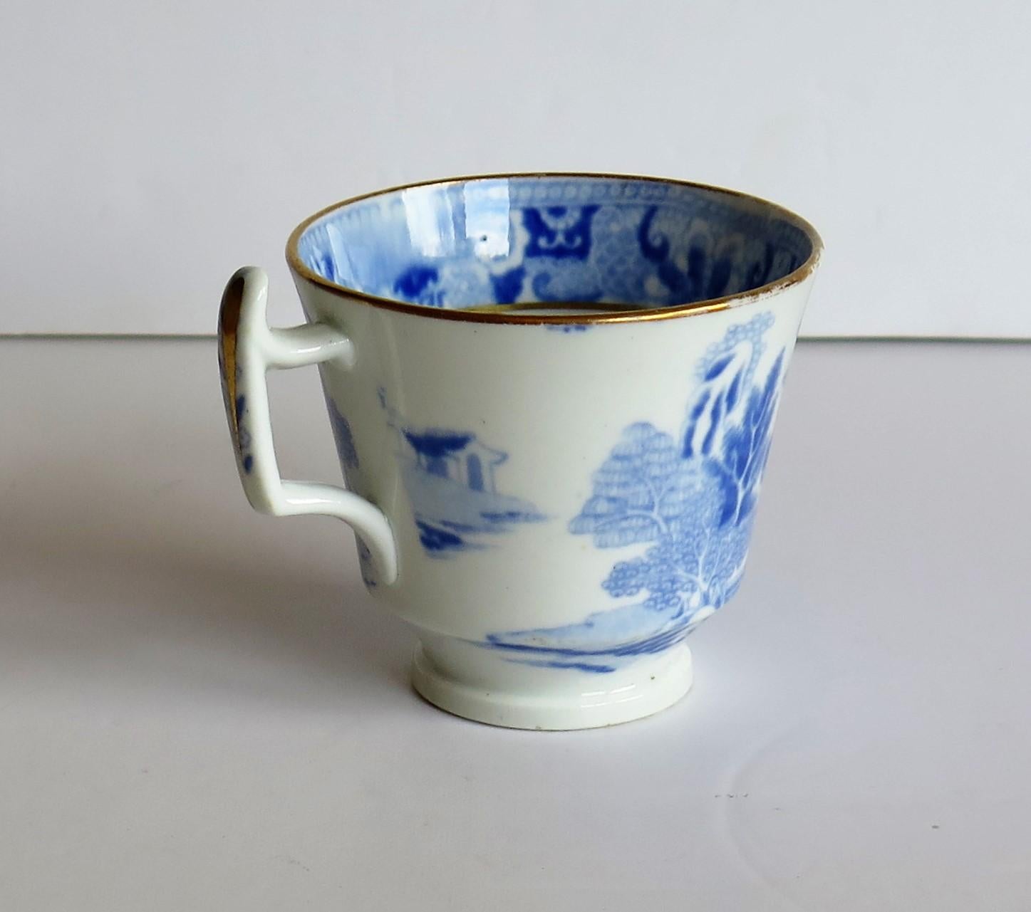 Miles Mason Porcelain Trio Blue and White Broseley Willow Pattern, circa 1815 1
