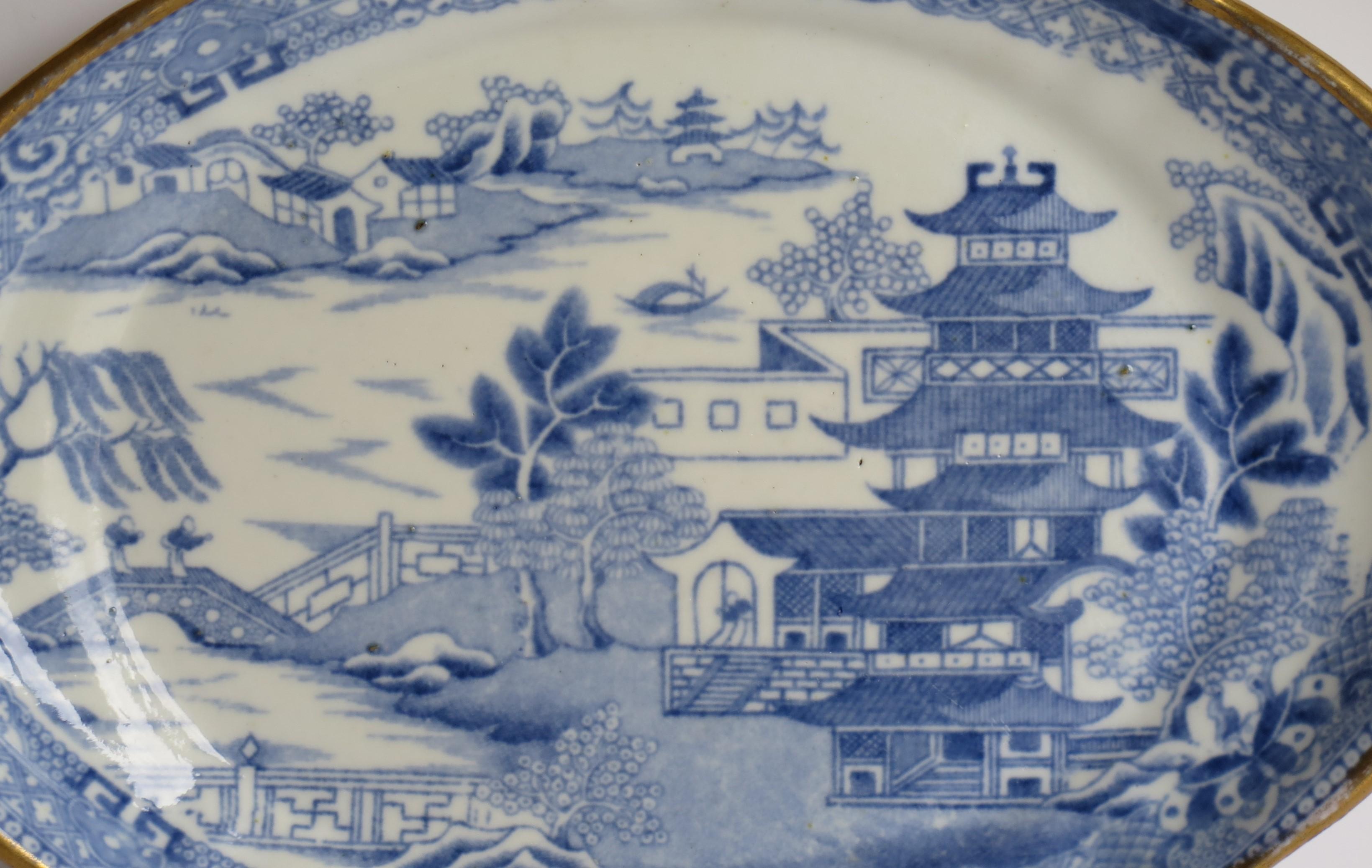 Miles Mason Teapot Stand or Dish Blue and White Pagoda Pattern, circa 1810 2