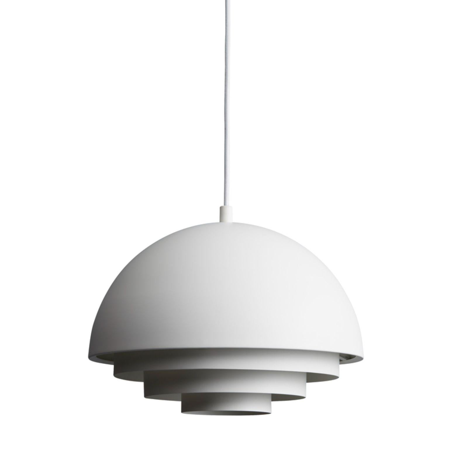 Milieu Colour Mini Pendant by Warm Nordic
Dimensions: D29 x H21.5 cm
Material: Clear white lacquered steel
Weight: 1 kg

Warm Nordic is an ambitious design brand anchored in Nordic design history and with a timeless, aesthetic style that