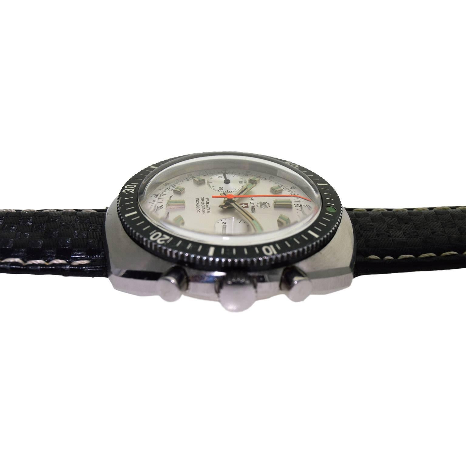 Militaria Stainless Steel Stock Sport Chronograph Manual Wrist Watch, 1970s In New Condition For Sale In Long Beach, CA