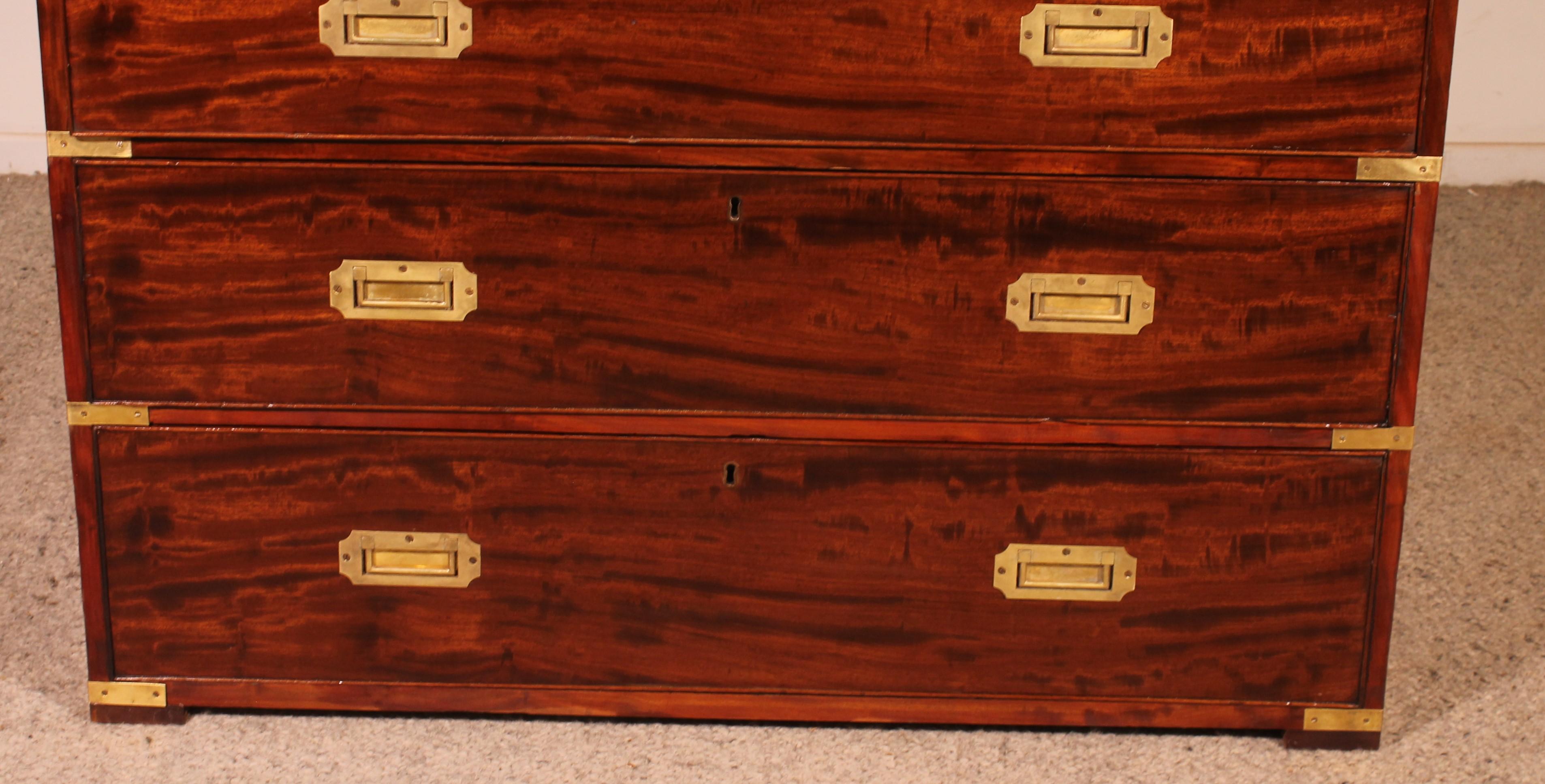 Military Or Campaign Officer's Chest Of Drawers In Mahogany - 19th Century Campaña en venta