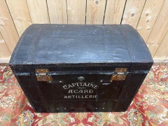 Military travel trunk with curved lid – 19th century – Captain Acard Artillery –