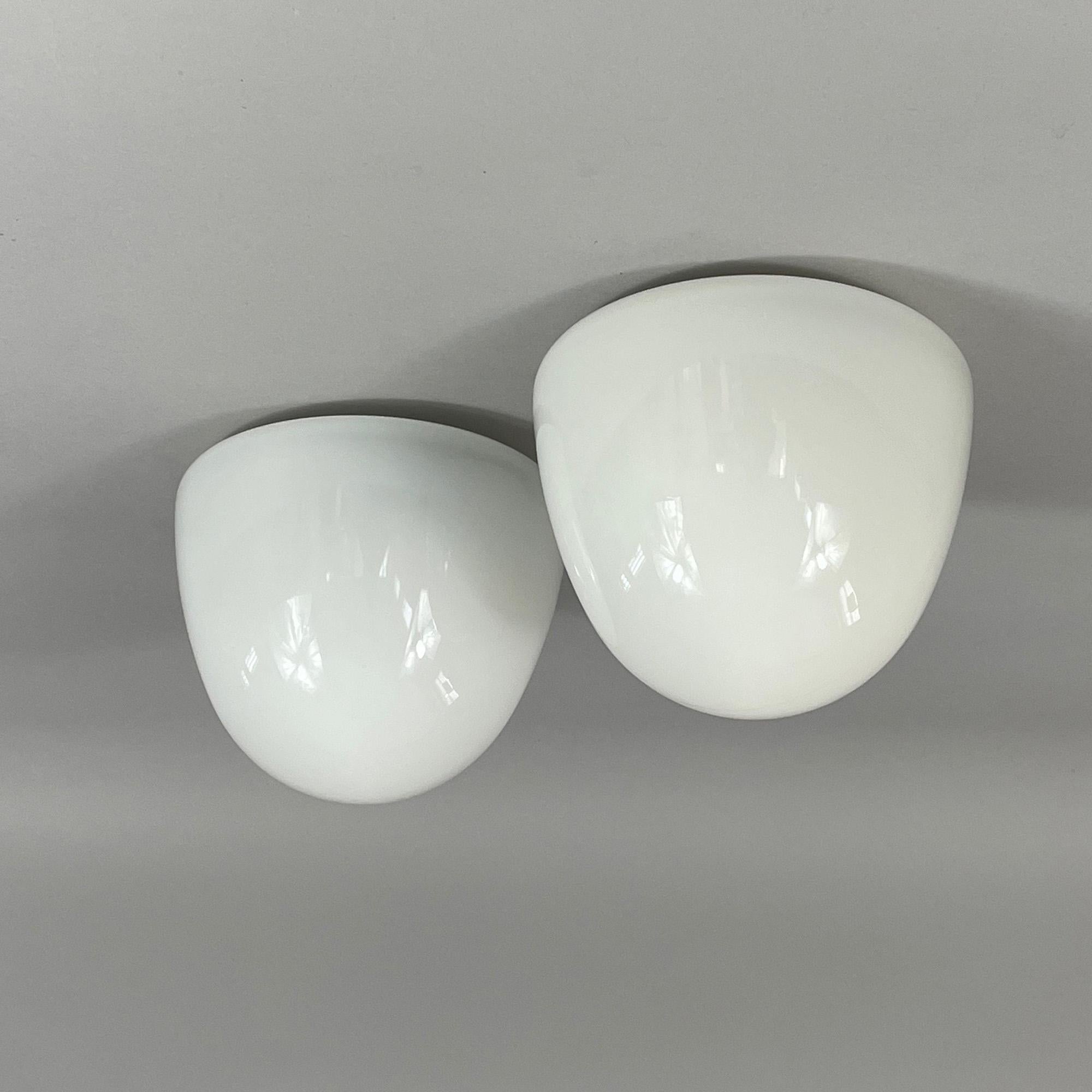 Allemand Montures encastrées en verre dépoli et bakélite, époque Bauhaus, Allemagne, années 1930-1940 en vente