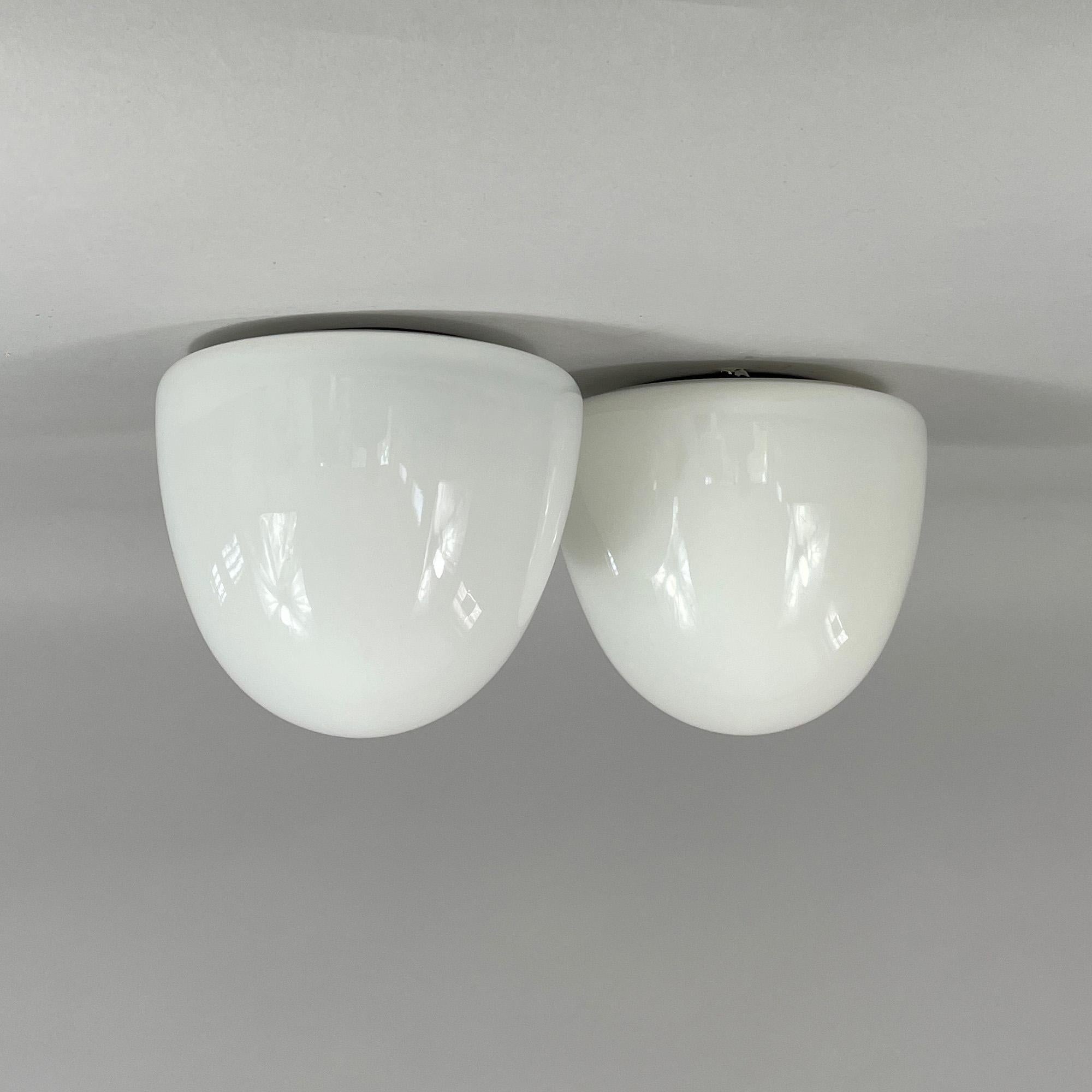 Montures encastrées en verre dépoli et bakélite, époque Bauhaus, Allemagne, années 1930-1940 en vente 1