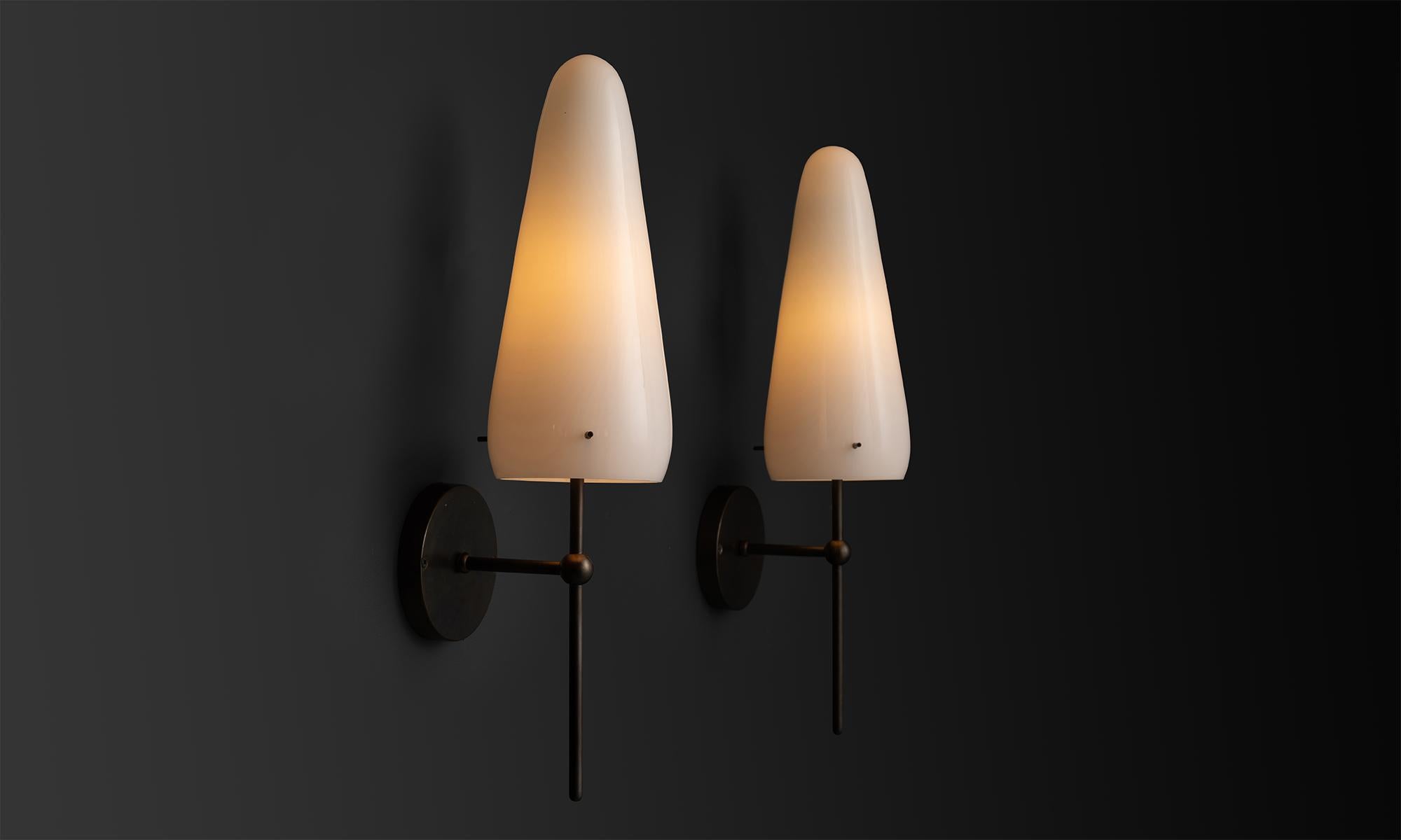 *Please note price is per unit*

*Not UL Listed*

Milk Glass Cone Sconce

Made in Italy

With brass hardware.

Measures 5