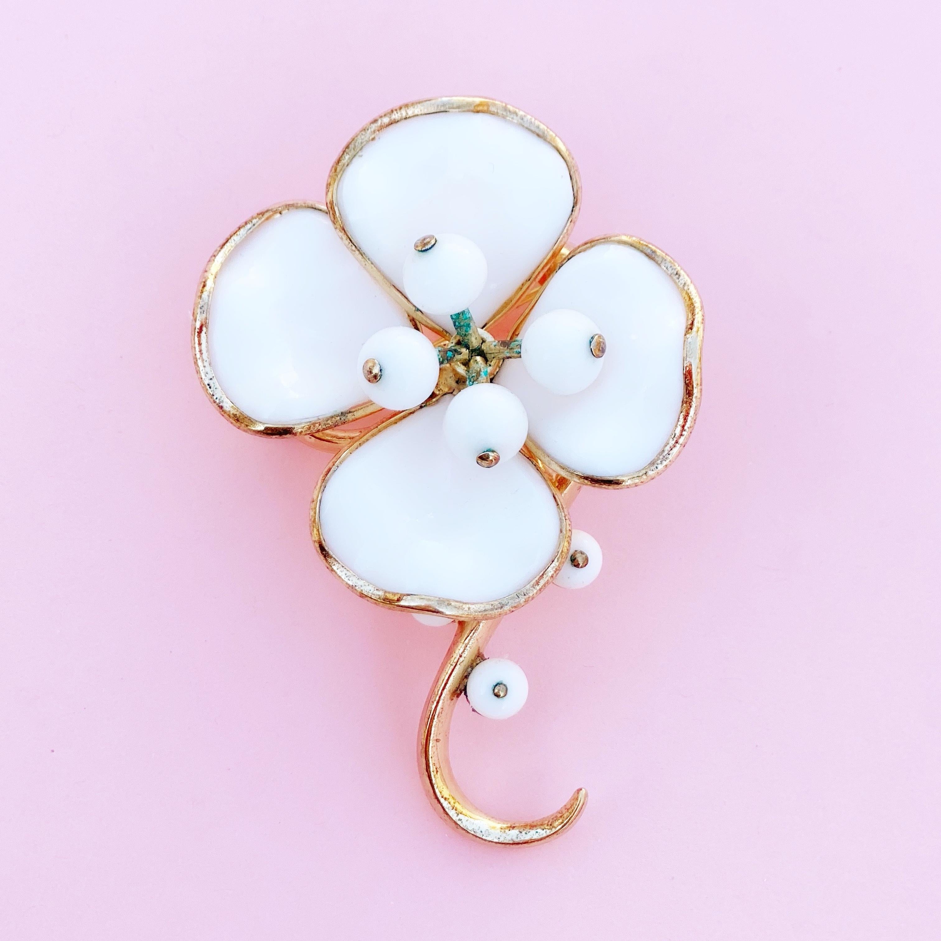 trifari flower brooch