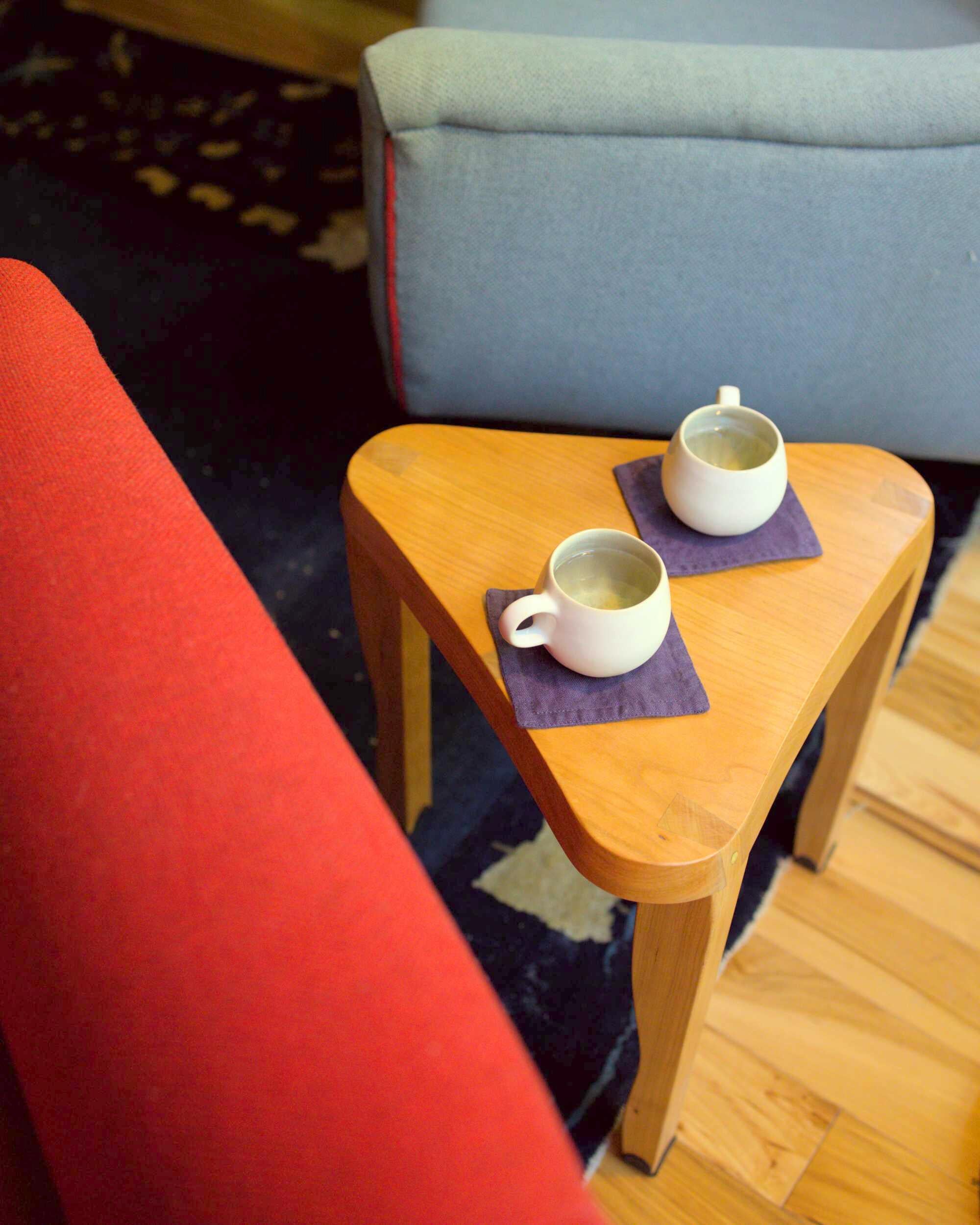 XXIe siècle et contemporain Tabouret de traite en vente