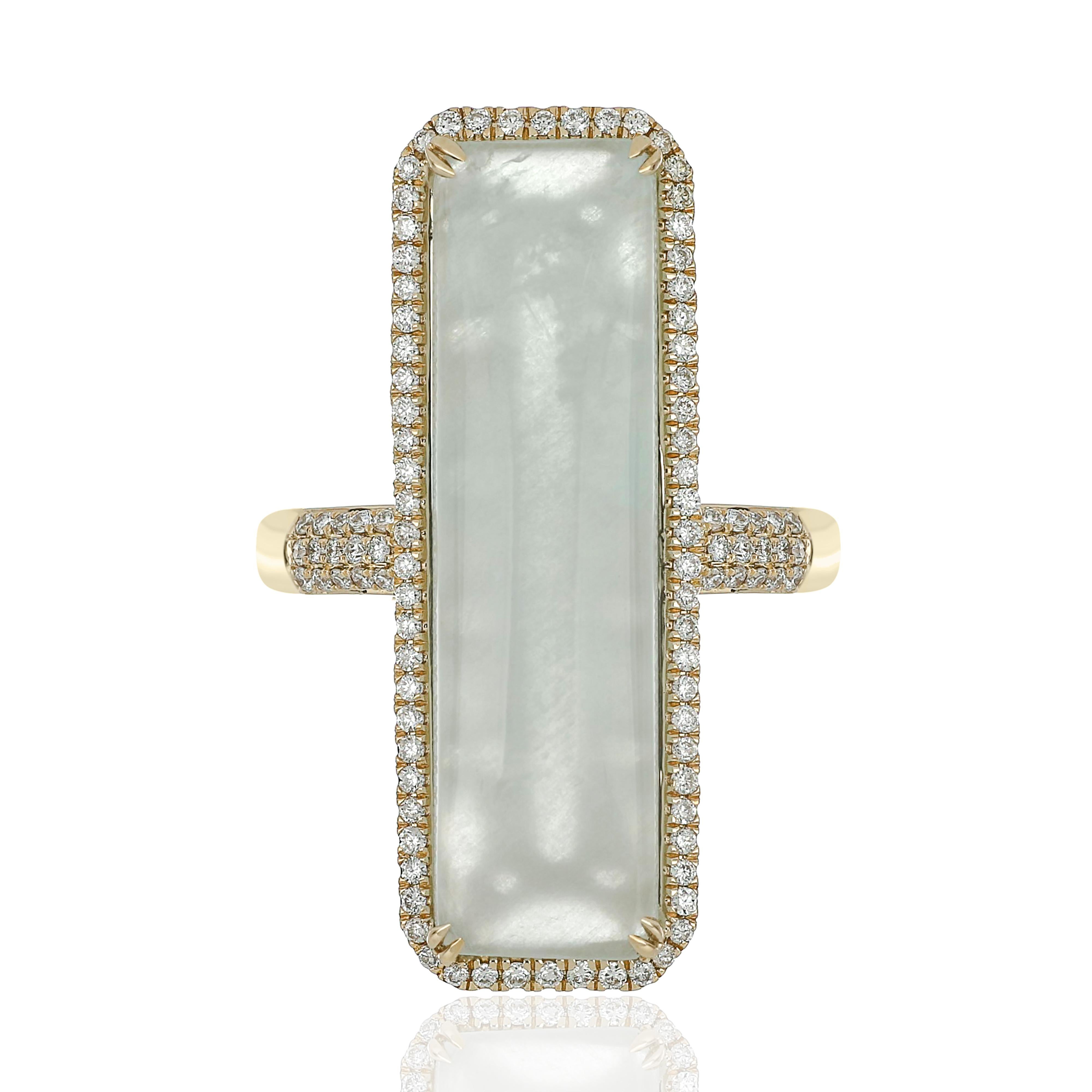 En vente :  Bague en or jaune 14 carats avec diamants et aigue-marine laiteuse cloutée 8