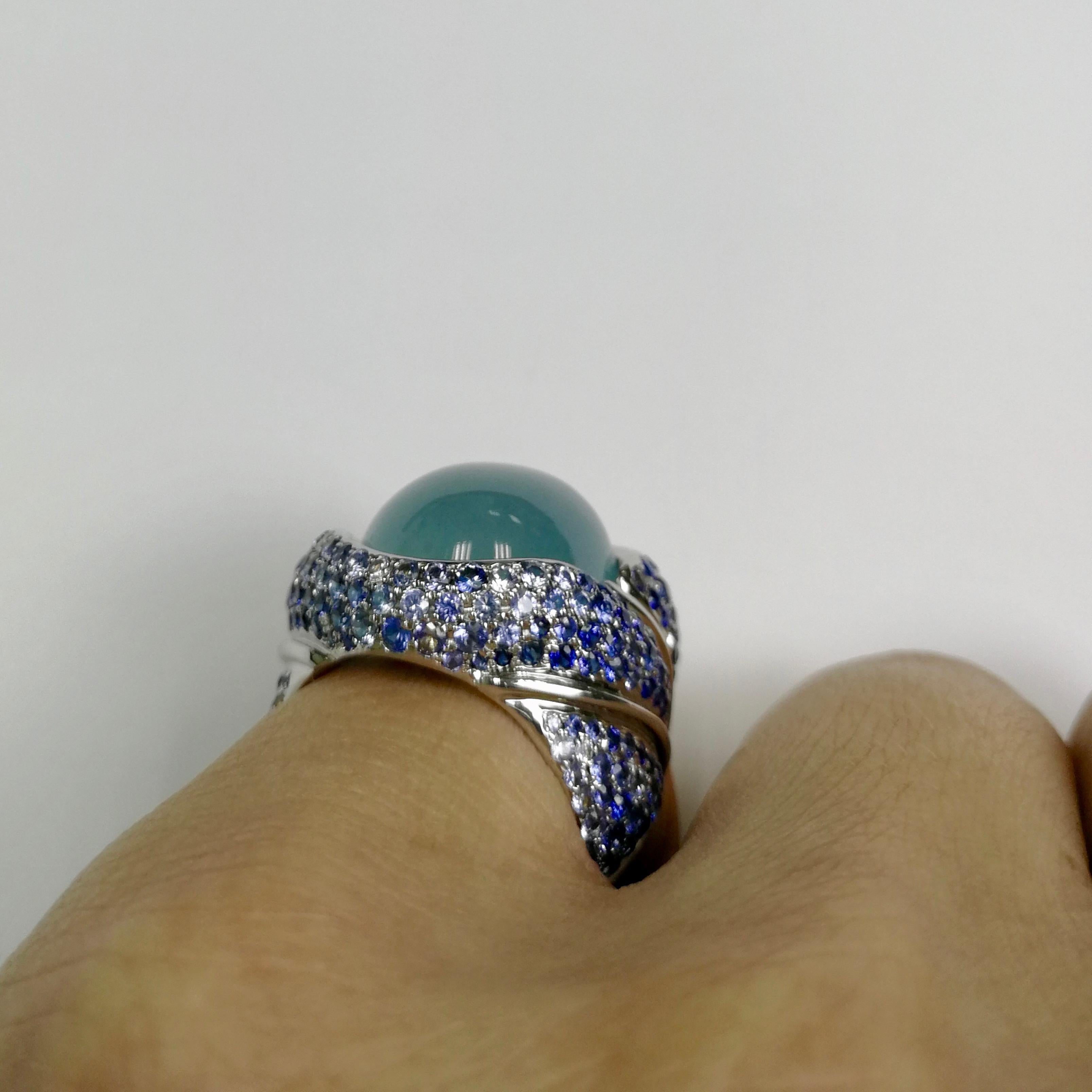 Milky Aquamarine 20.60 Carat Sapphire 18 Karat White Gold Ring For Sale 4