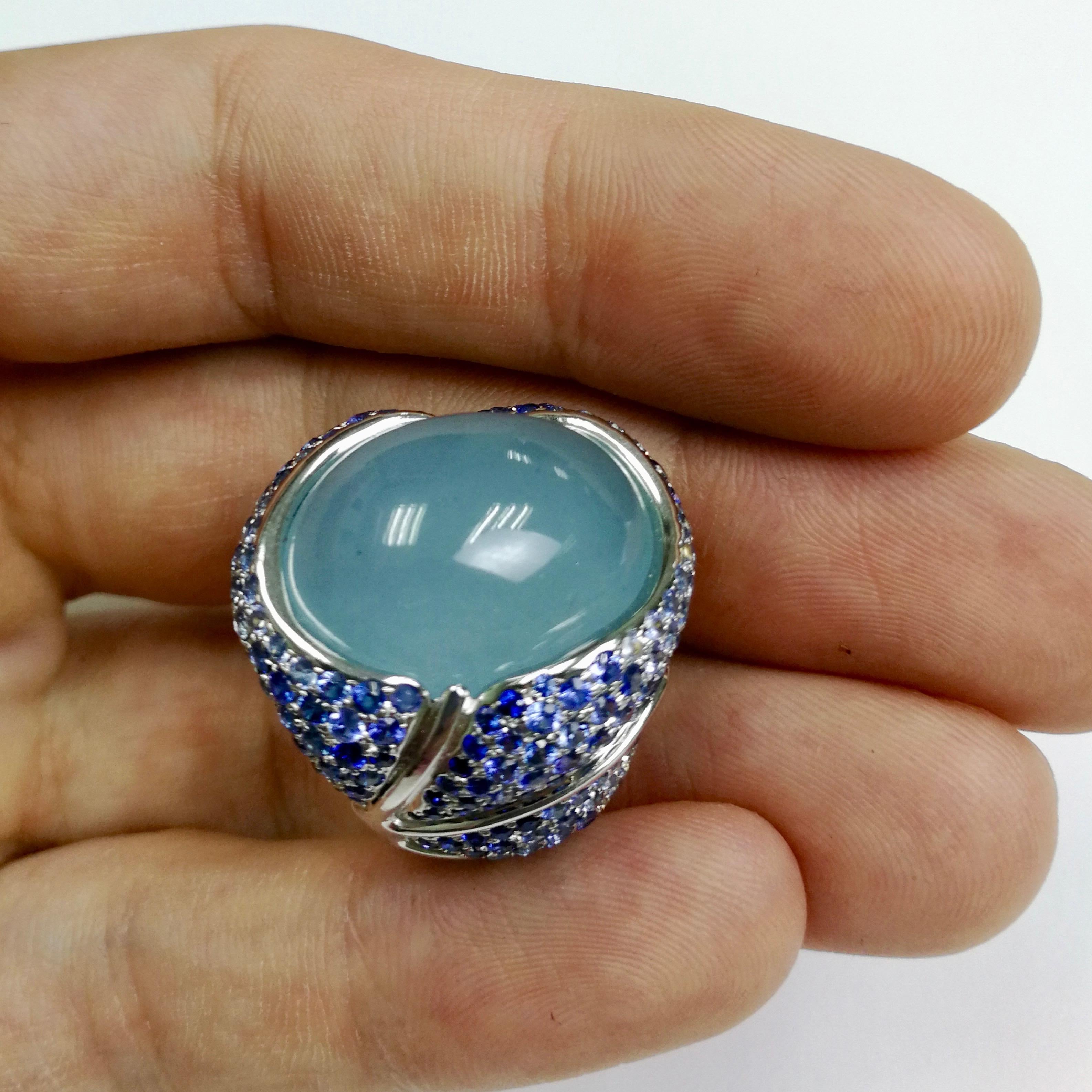 Women's Milky Aquamarine 20.60 Carat Sapphire 18 Karat White Gold Ring