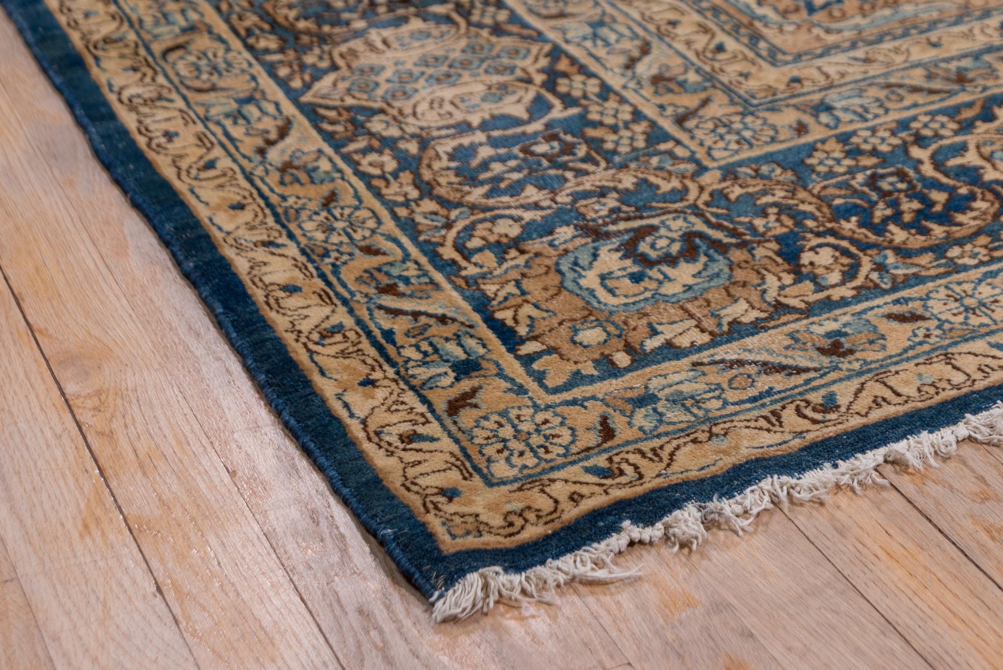 Fine Antique Persian Kerman Rug, Washed Gold and Navy Tones, circa 1920s In Excellent Condition For Sale In New York, NY