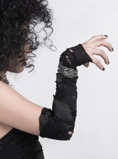 Milky Way — One-of-a-Kind Silver Bracelet with Tanzanites and Skulls