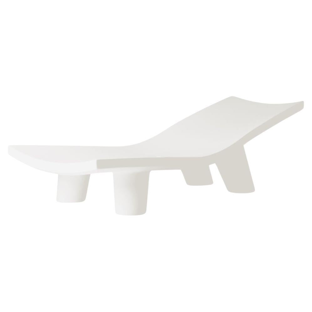Milky White Low Lita Lounge Chaise Longue by OTTO Studio