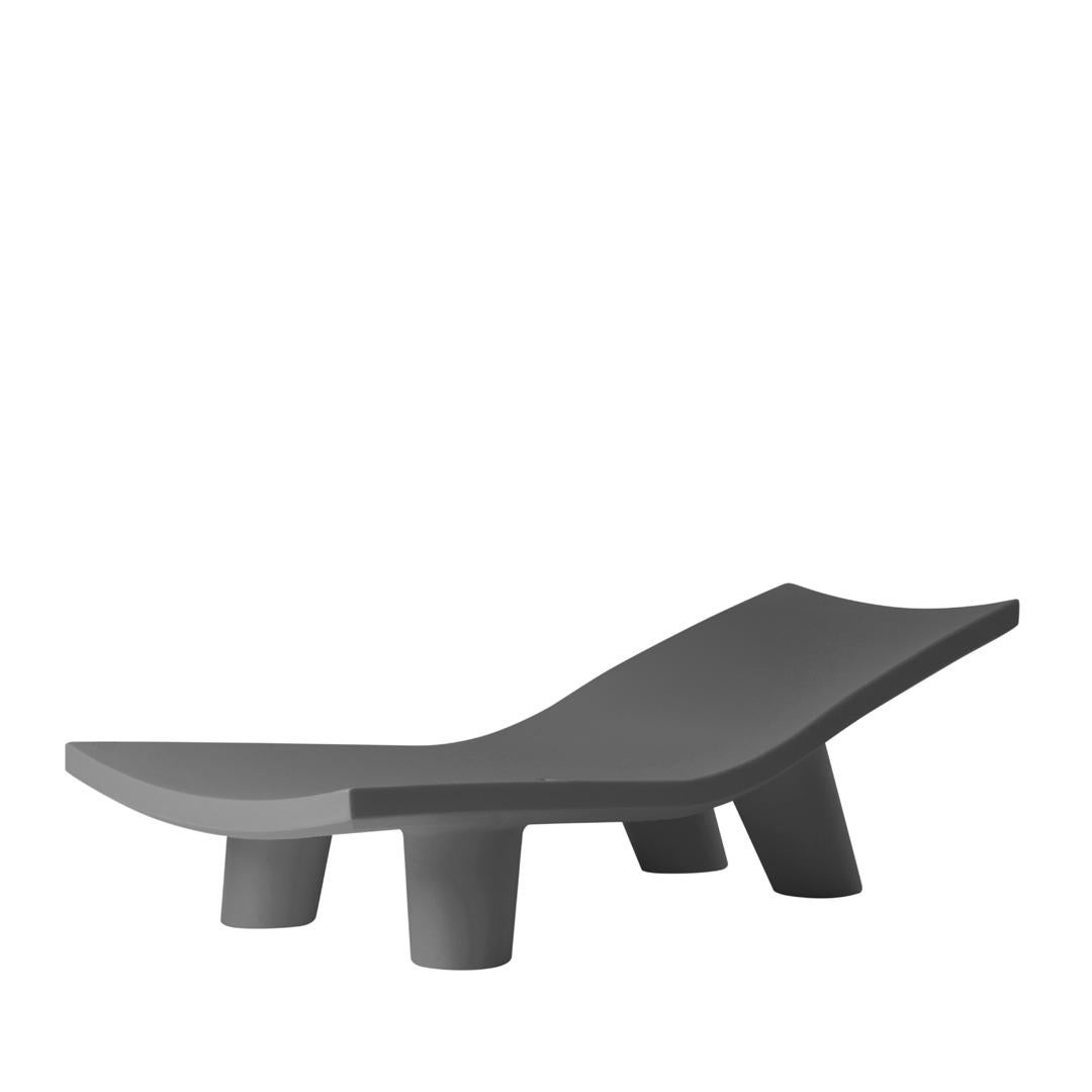 Fauteuil de salon Lita blanc laiteux avec coussin par OTTO Studio en vente 5