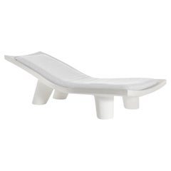 Milky White Low Lita Lounge Chaise Longue With Cushion by OTTO Studio