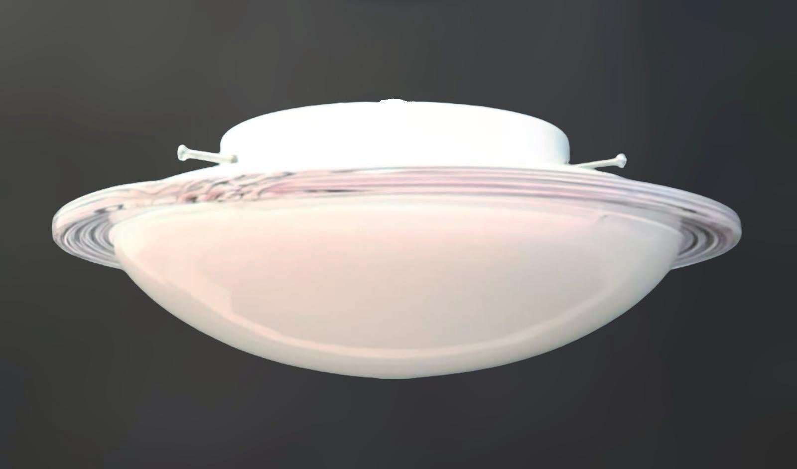 italien Blanc laiteux Murano Flush Mount / Sconce en vente