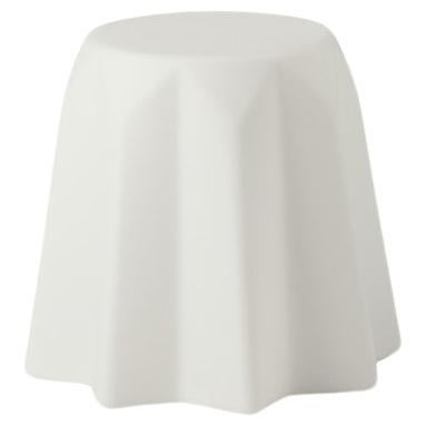 Taburete Pandoro blanco lechoso de Gianni Arnaudo