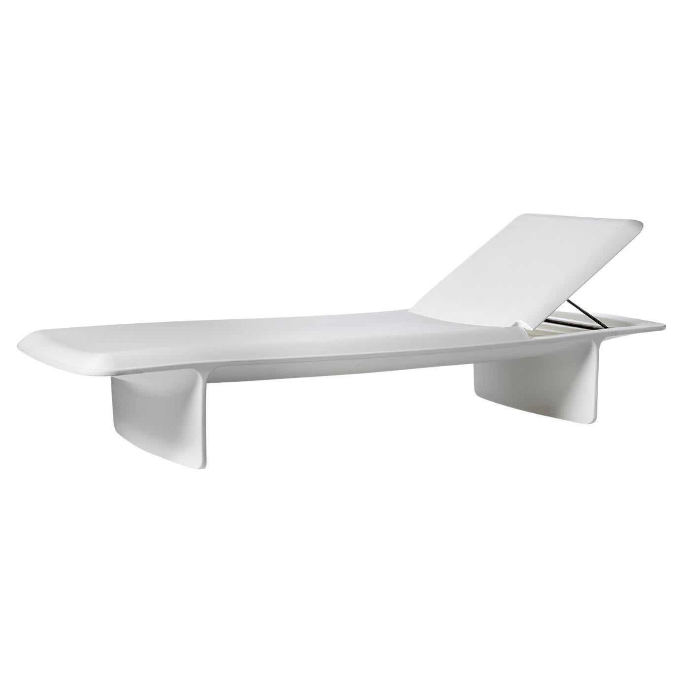 Milky White Ponente Sun Lounger by Martinelli Venezia Studio