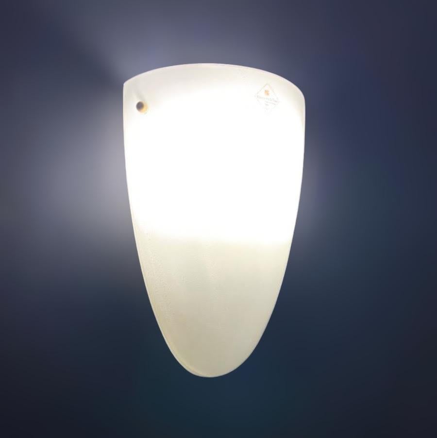 Mid-20th Century Milky White Shield Sconce by Barovier e Toso, 5 Available For Sale