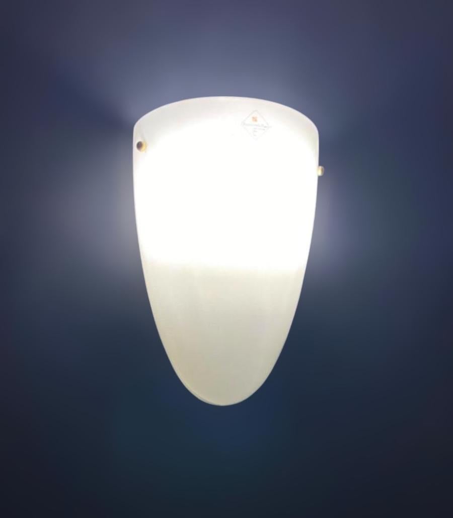 Milky White Shield Sconce by Barovier e Toso, 5 Available For Sale 1