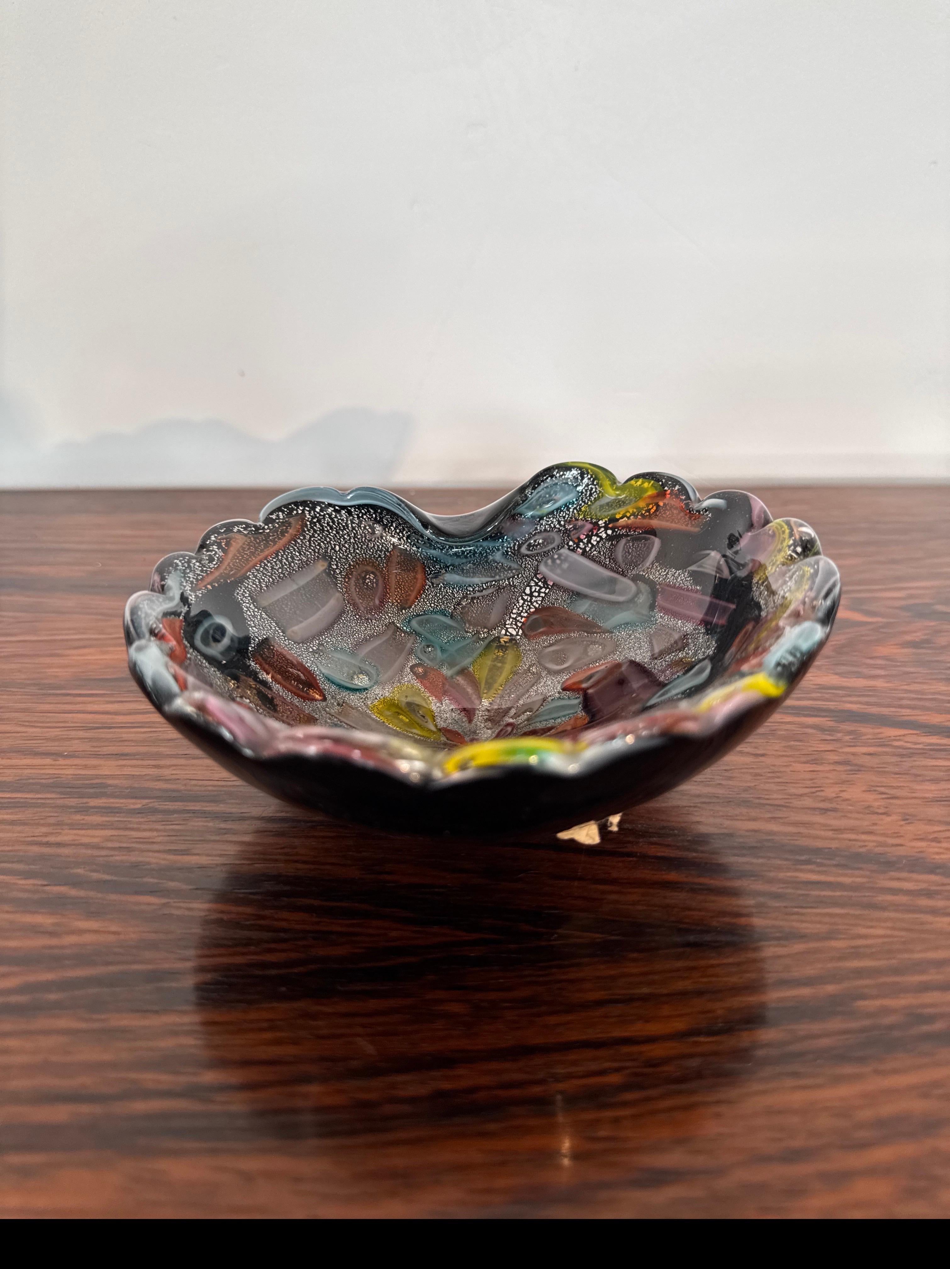 Coupe en verre Murano Mille Fiori Dino Martens Italie, années 1960 en vente 3