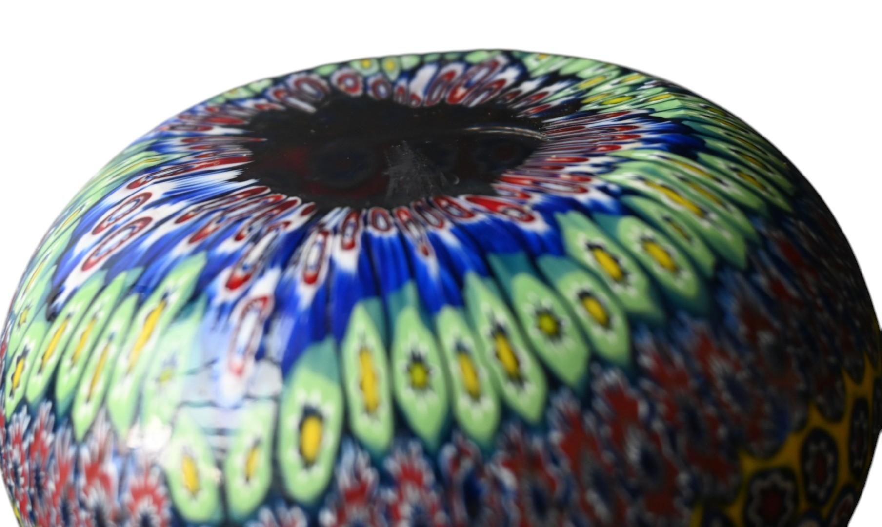 Millefiori Glas Briefbeschwerer - Murano, Fratelli Toso zugeschrieben -  1950-1970 (20. Jahrhundert) im Angebot