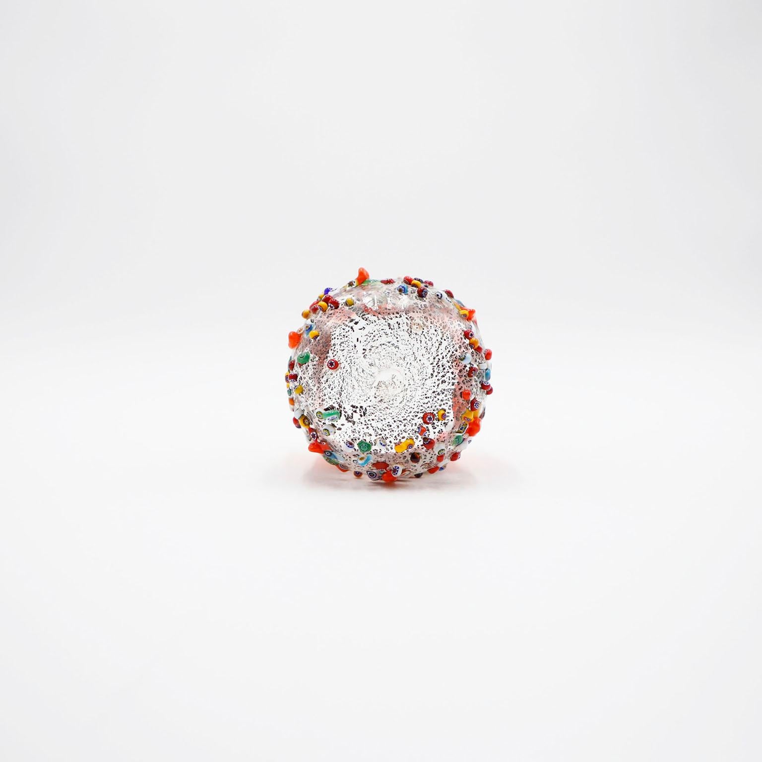 Altro Bicchiere di vetro Millefiori, Bicchiere di vetro stropicciato dimesso in vendita