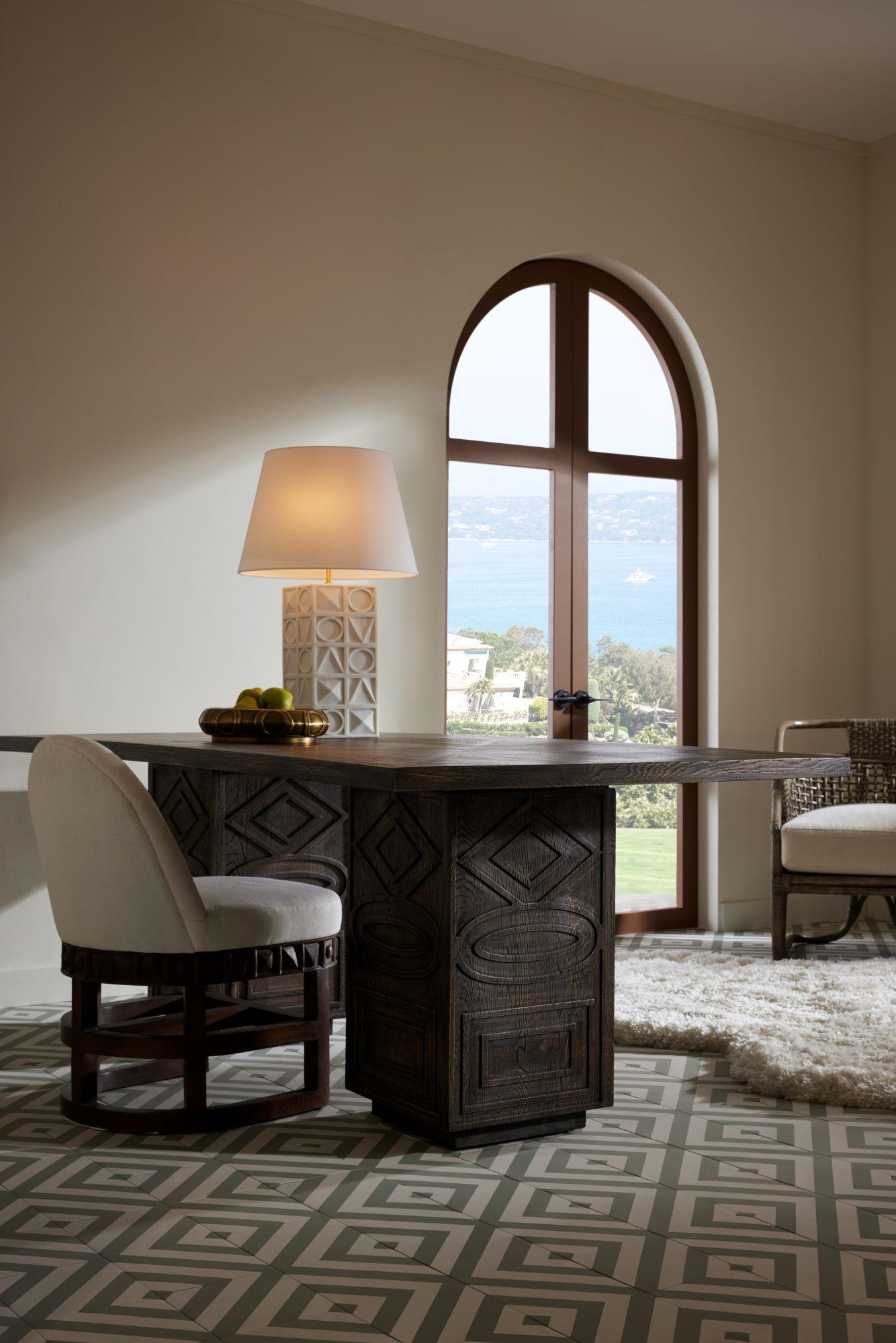 Millenia Stacked Small Centerpiece, Set of 2 GKAYI02 - Laiton antique en vente 8