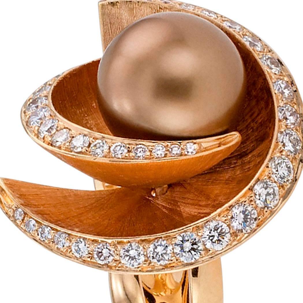 Modern Tahitian Pearl Diamond Gold Cocktail Ring 1