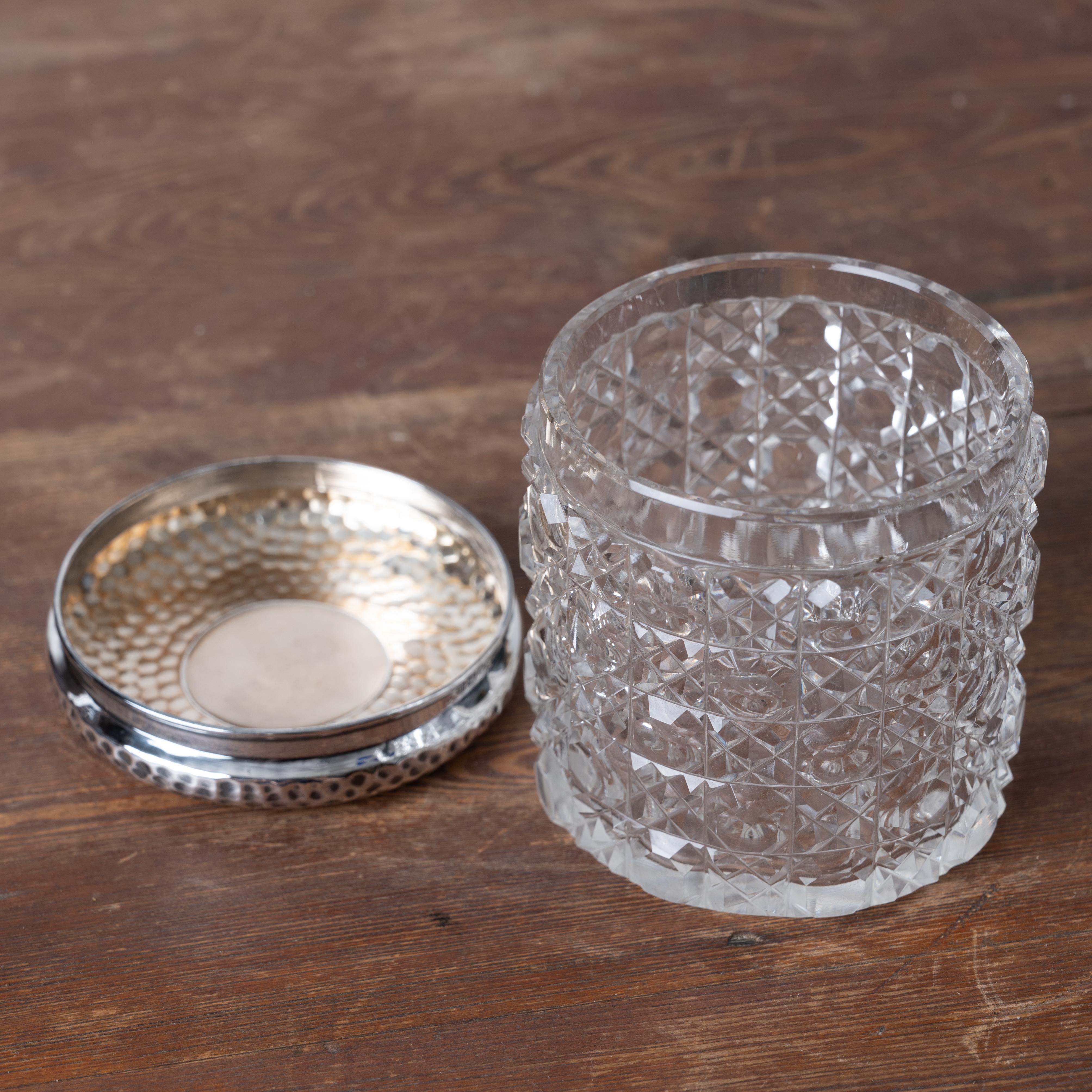Miller Bros. Sterling Cut Crystal Vanity Box, 1911 In Good Condition For Sale In Savannah, GA