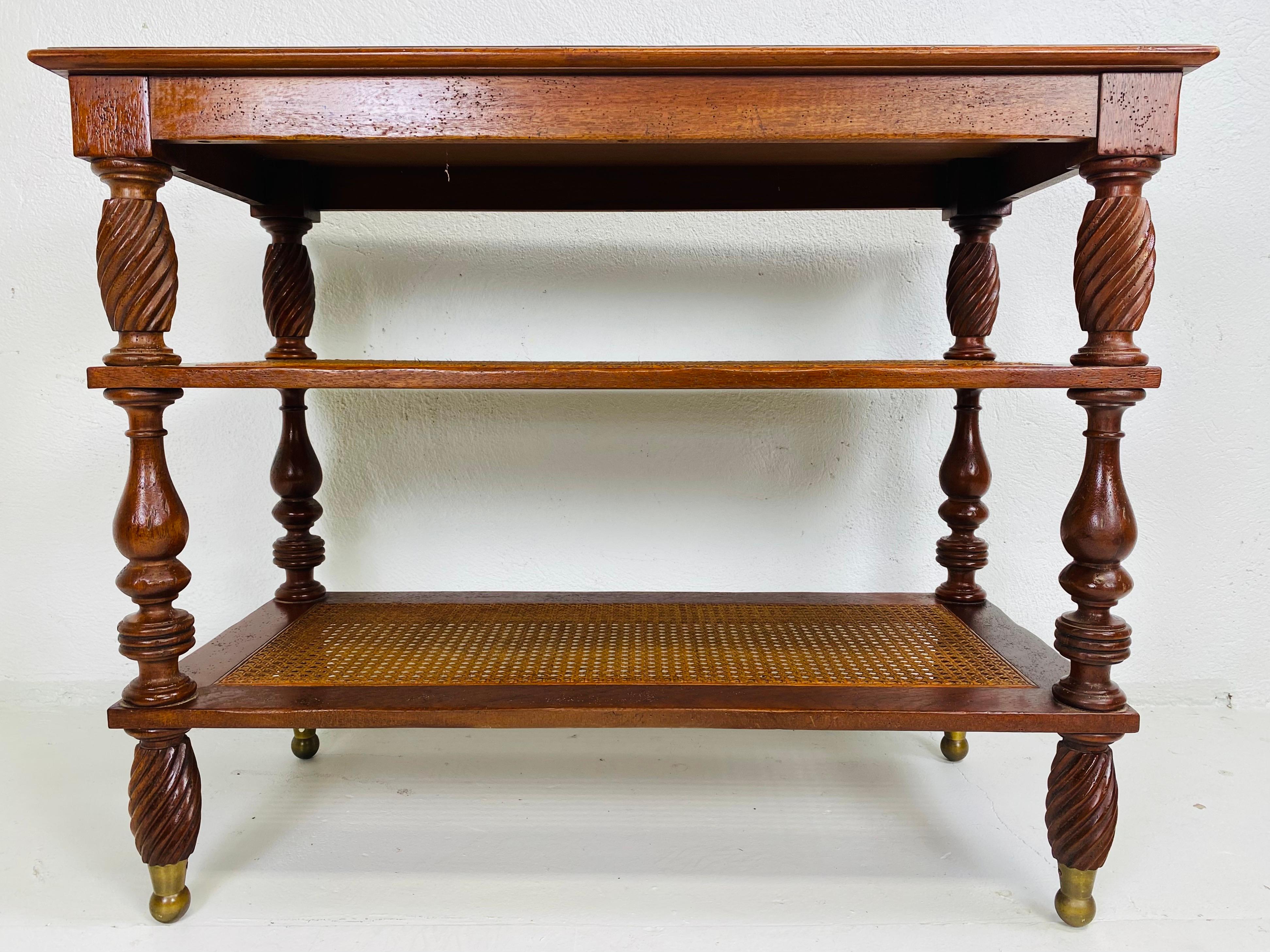 Milling Road by Baker British colonial inspired mahogany three tiered side table In Good Condition In Allentown, PA