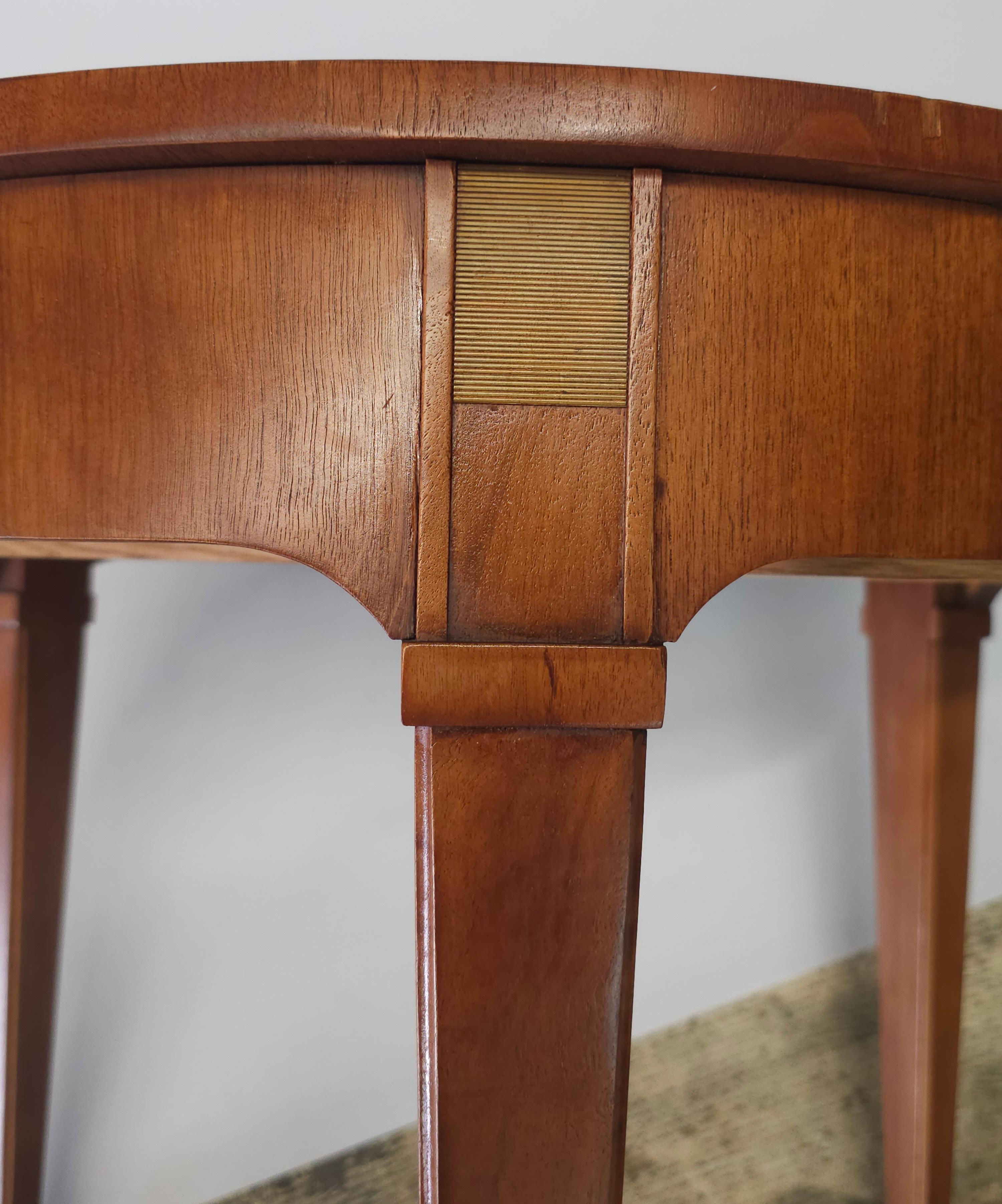 Milling Road By Baker Furniture Mahogany and Brass Fittings Gueridon Table For Sale 3