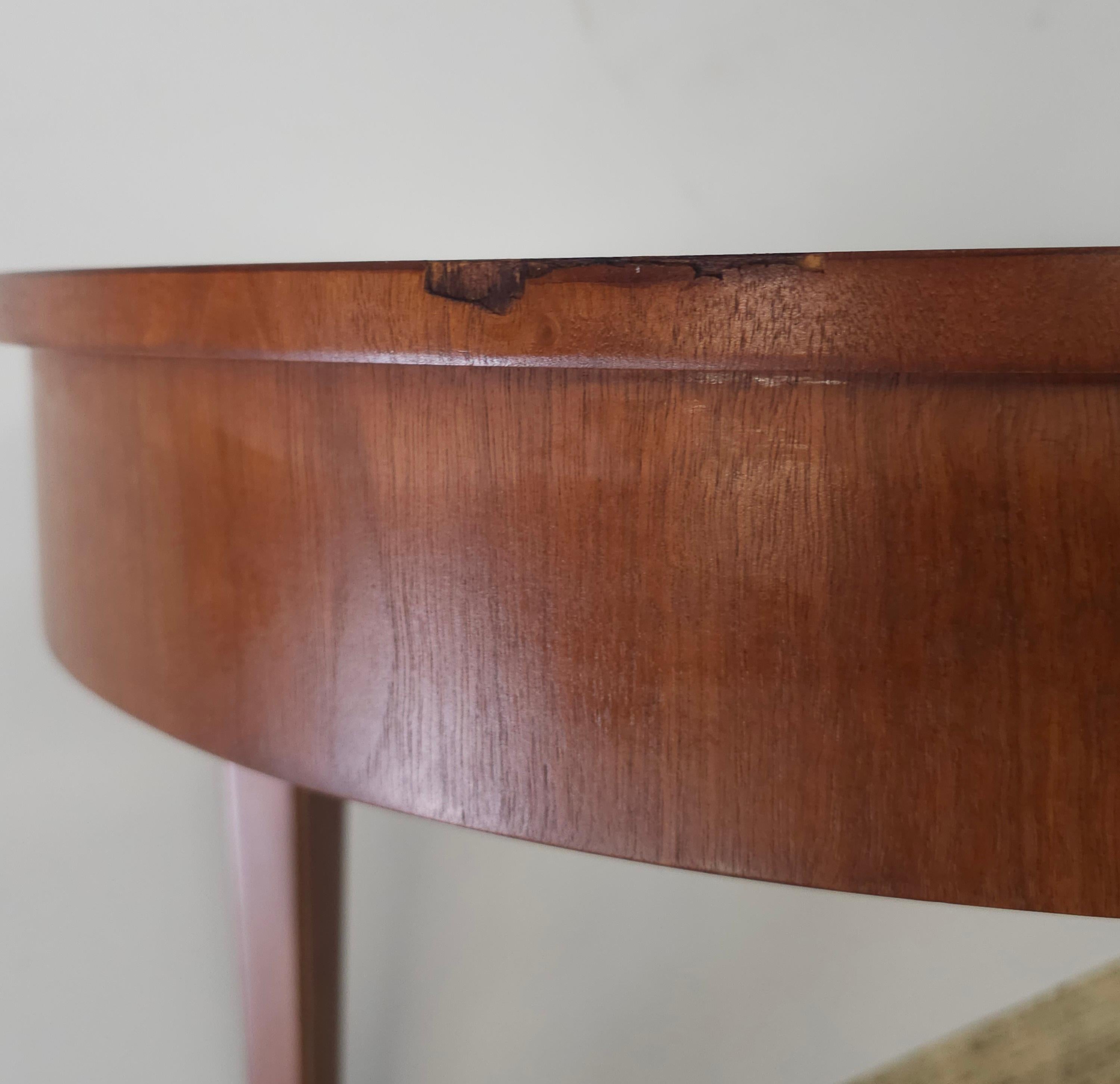 Milling Road By Baker Furniture Mahogany and Brass Fittings Gueridon Table For Sale 4