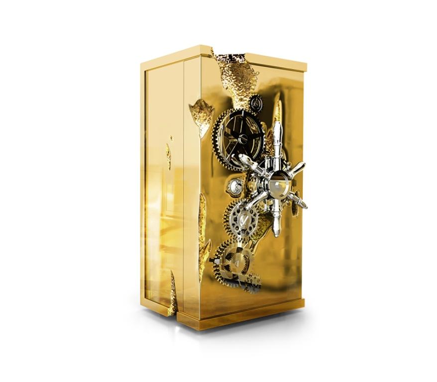 Influenced by the California Gold Rush, the Millionaire Safe is a statement piece designed to cause an impression. Built-in a Mahogany structure and gold-plated polished brass frame with several dents, it sparks both interest and imagination