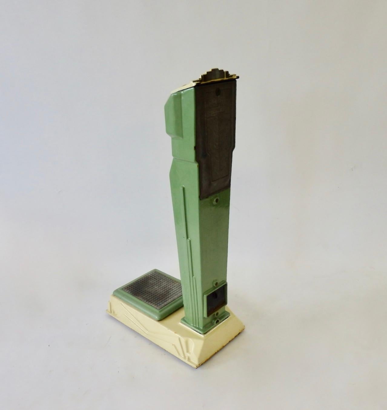 art deco scale