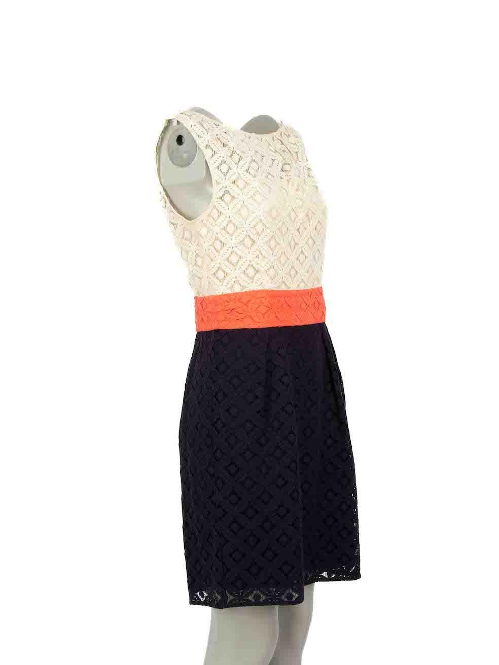 CONDITION is Very good. Minimal wear to dress is evident. Minimal wear to the underarms with slight discolouration on this used Milly designer resale item.
 
Details
Multicolour
Cotton lace
Dress
Sleeveless
Round neck
Mini
Back zip and hook