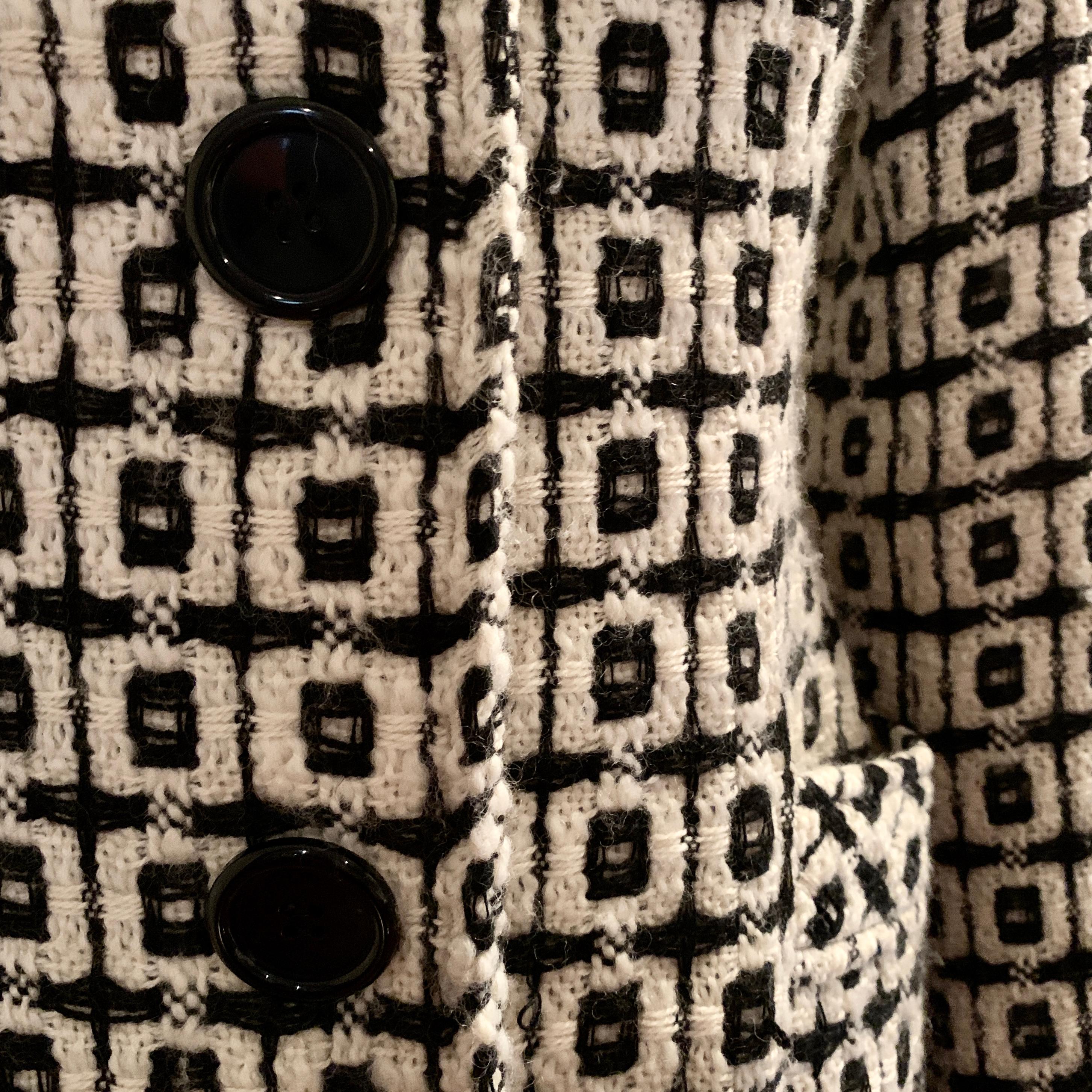 Milly New York - Manteau vintage en laine à carreaux noirs et blancs pour femme, collection 2000 en vente 2