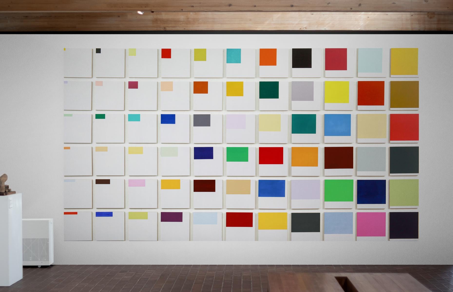 Increments - farbenfrohe, großformatige Anordnung, kleine Quadrate, Acryl auf Tafeln im Angebot 5