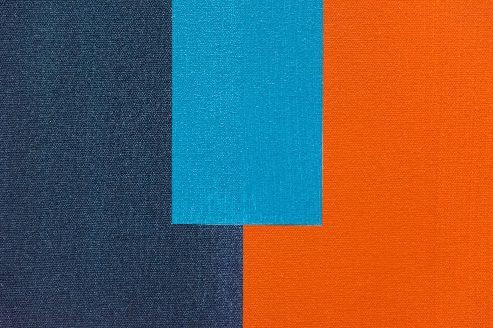 Verticalité 2 - acrylique abstraite géométrique bleue, jaune, orange, sur toile - Géométrique abstrait Painting par Milly Ristvedt