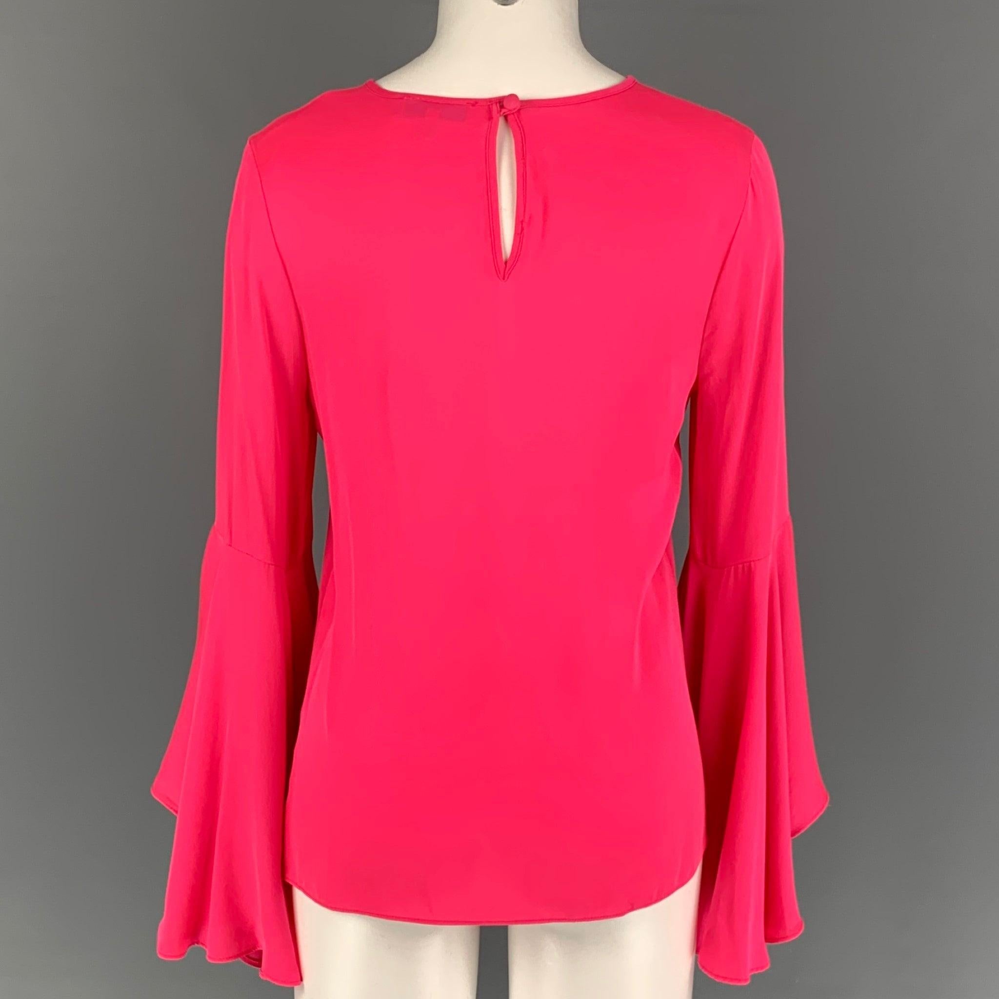 MILLY Size S Pink Silk Crew-Neck Bell Sleeves Blouse In Good Condition For Sale In San Francisco, CA