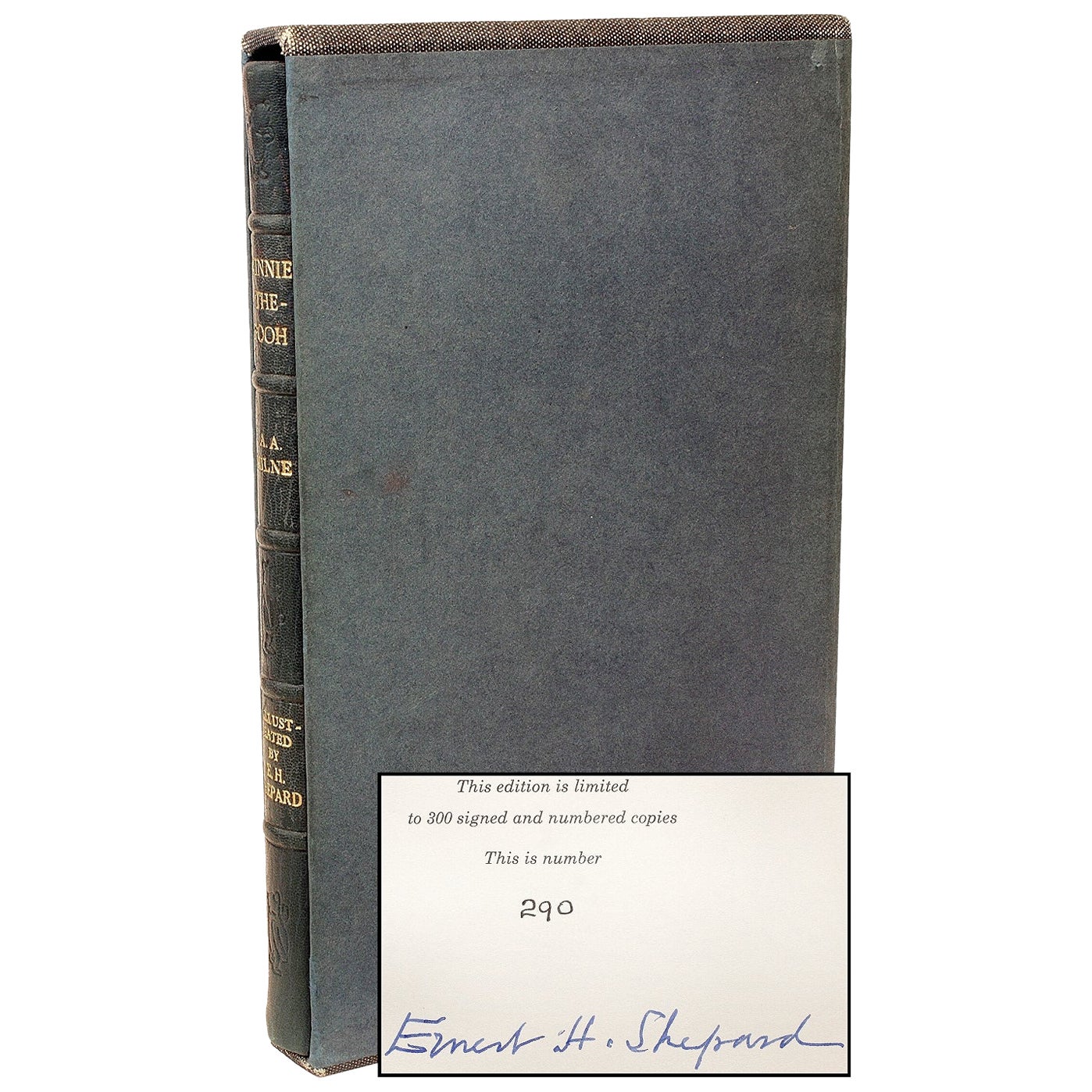 MILNE, A. A.. Winnie The Pooh - 1973 - FIRST LIMITED EDITION SIGNED !