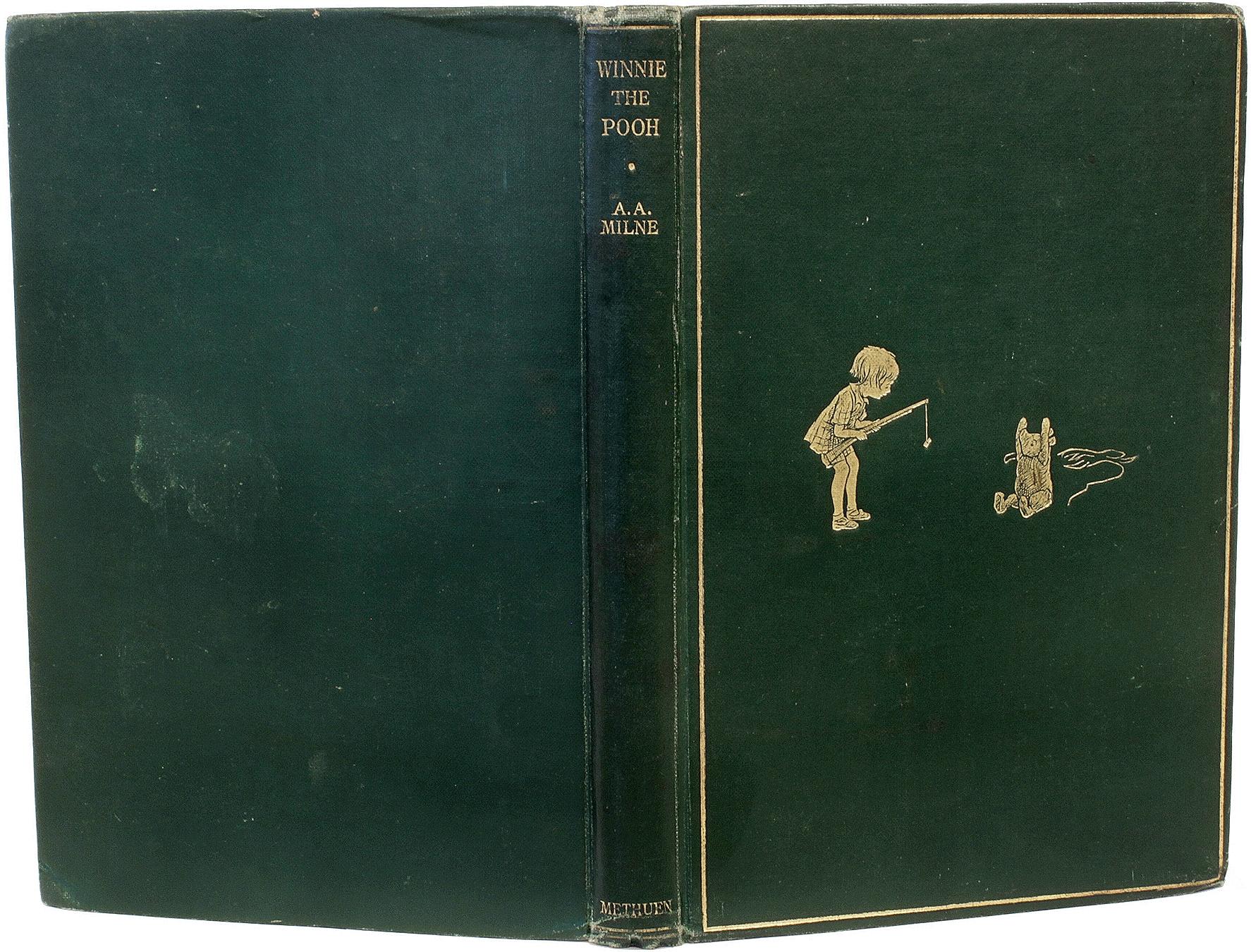 AUTORE: MILNE, A. A. MILNE

TITOLO: Winnie The Pooh.

EDITORE: Londra: Methuen & Co. Ltd., 1926.

DESCRIZIONE: PRIMA EDIZIONE PRIMA STAMPA. 1 volume, illustrato da E. H. Shephard. Rilegato in tela verde originale stampata in oro, con bordo superiore
