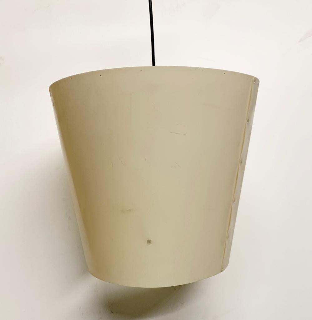 Milo 43 pendant is a vintage Artemide classic design that is rare and out of production. It gives warm diffused downlight and indirect light emission. 

Materials: Diffuser in white opaline PVC with chromed details. 

Dimension: 17 diameter x 16