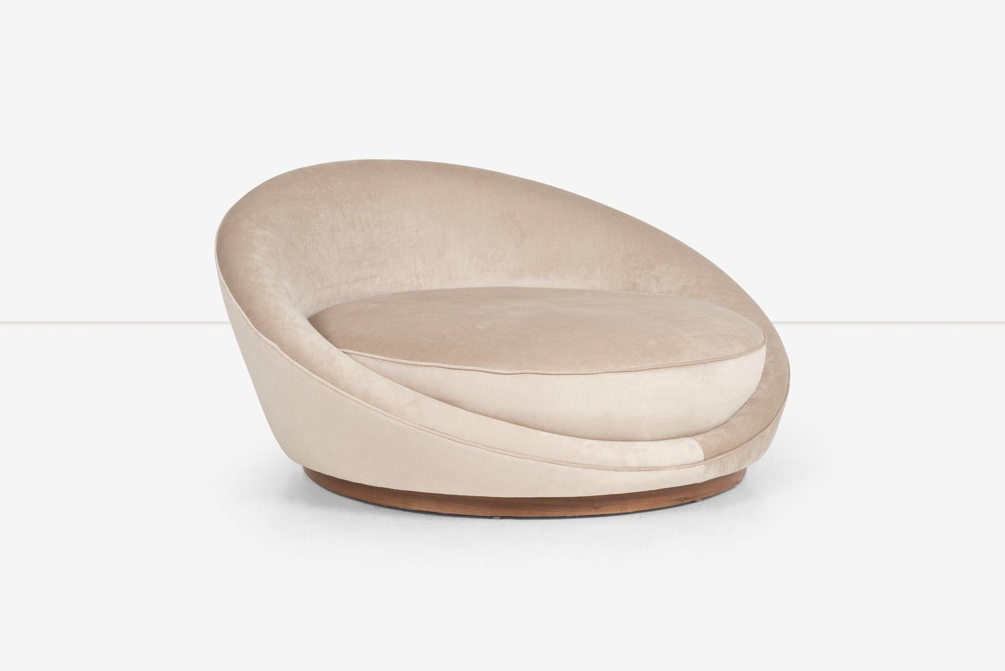 Mid-Century Modern Milo Baufmanm Style Satellite Chaise