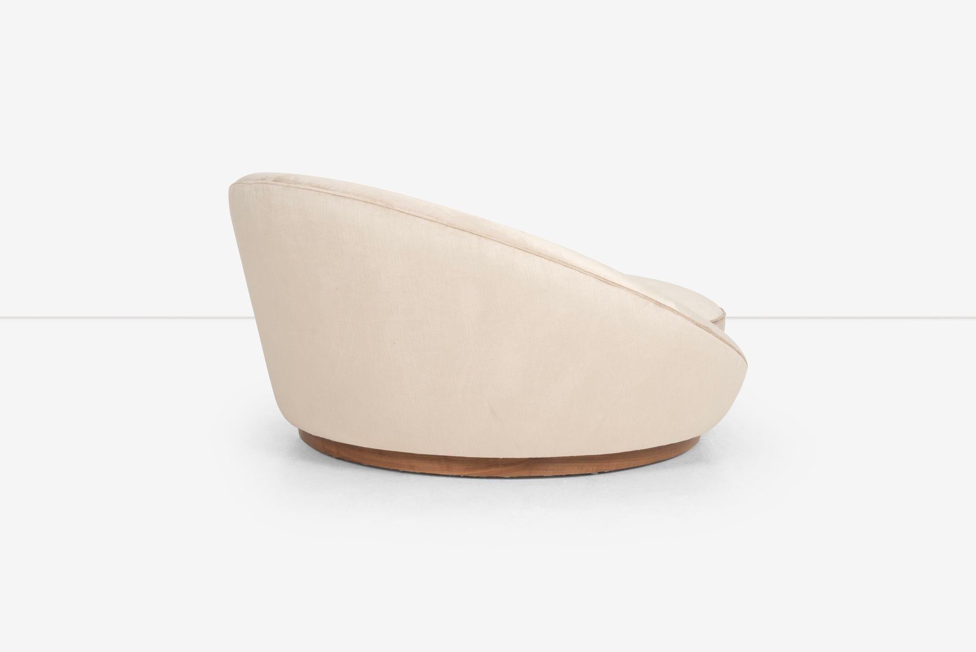 Milo Baufmanm Style Satellite Chaise In Good Condition In Chicago, IL