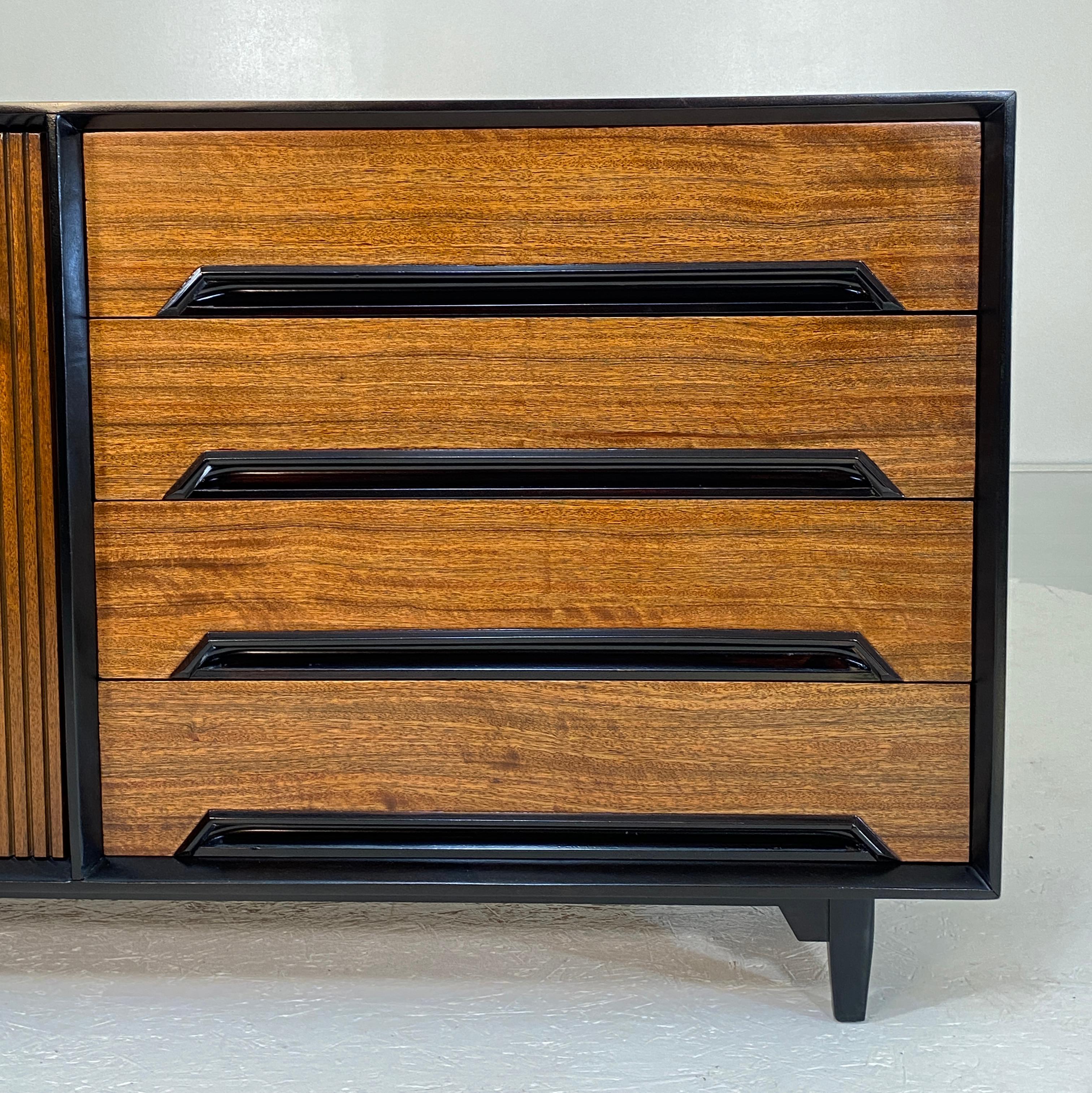 Milo Baughman 1951 Buffet by Drexel Perspective 6