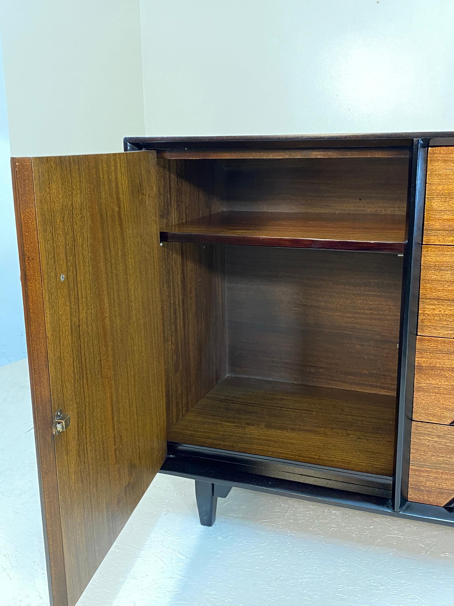 Milo Baughman 1951 Buffet by Drexel Perspective In Excellent Condition In South Charleston, WV