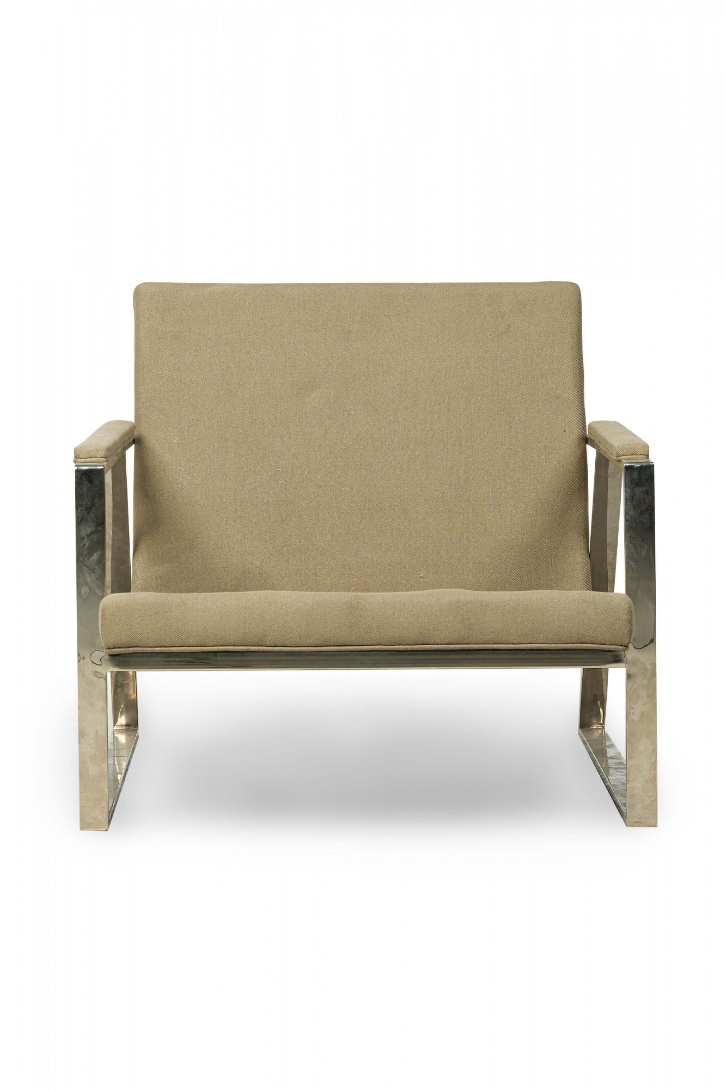 Mid-Century Modern Milo Baughman American Beige Upholstered Flat Chrome Bar Lounge Armchair For Sale